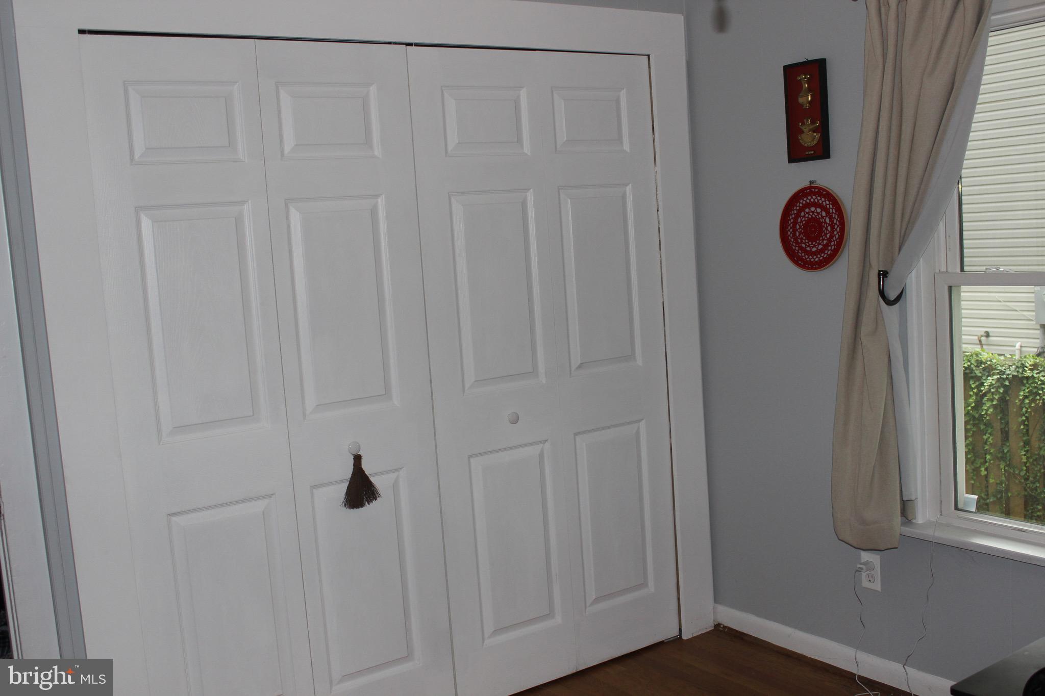 HOLLYWOOD PARK - Residential