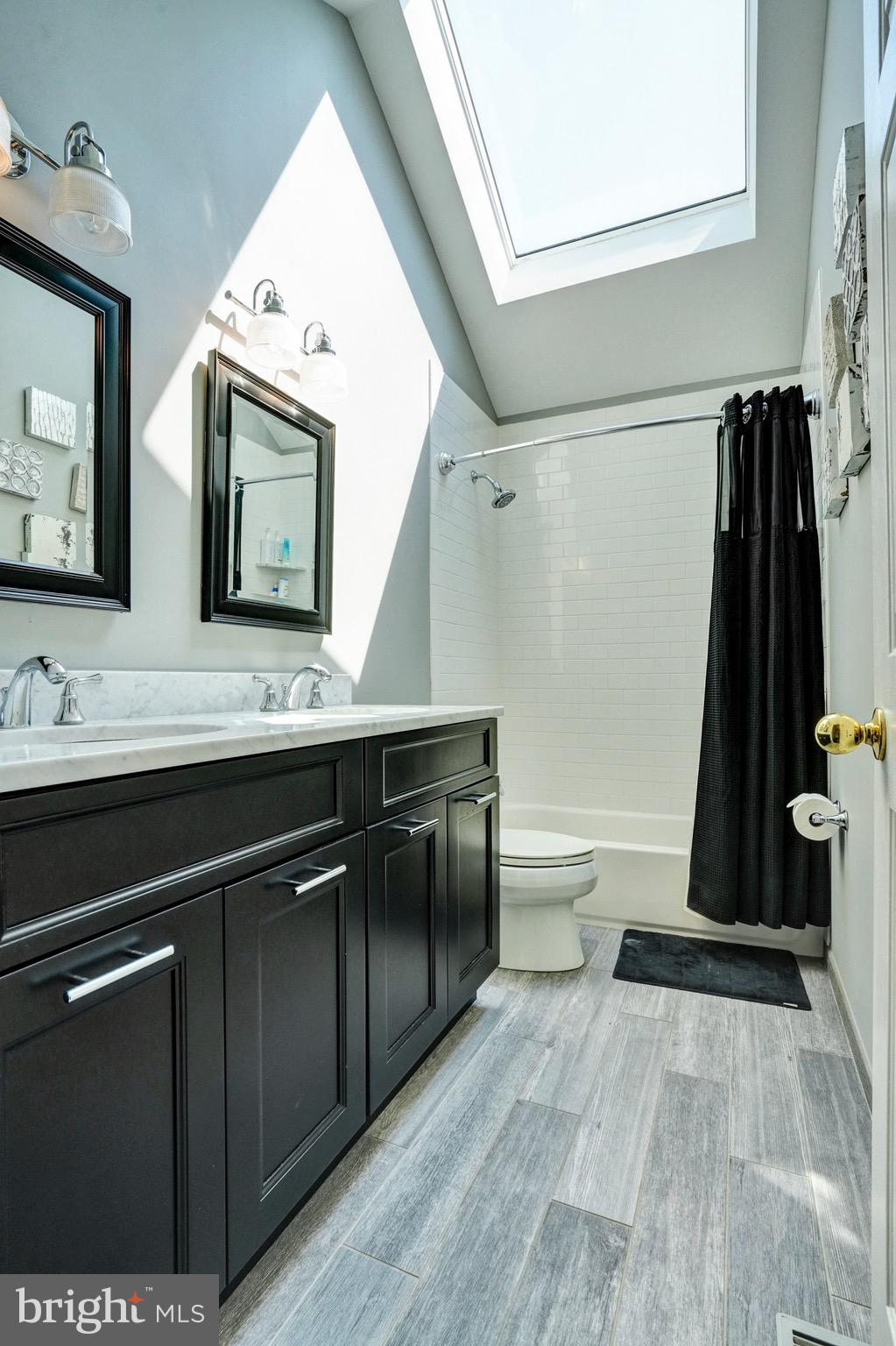 COLLEGEVILLE GLEN - Residential