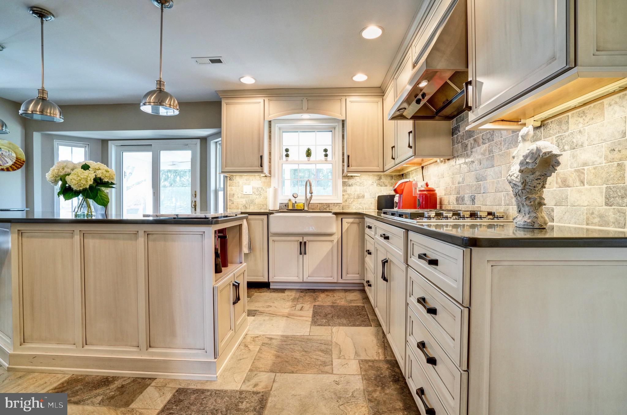 COLLEGEVILLE GLEN - Residential