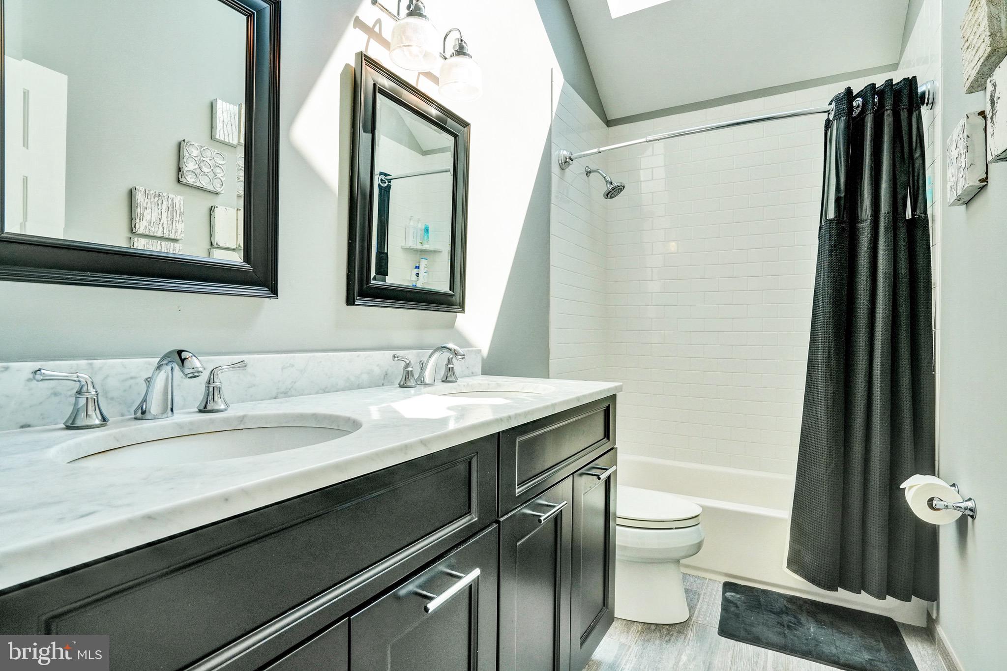 COLLEGEVILLE GLEN - Residential