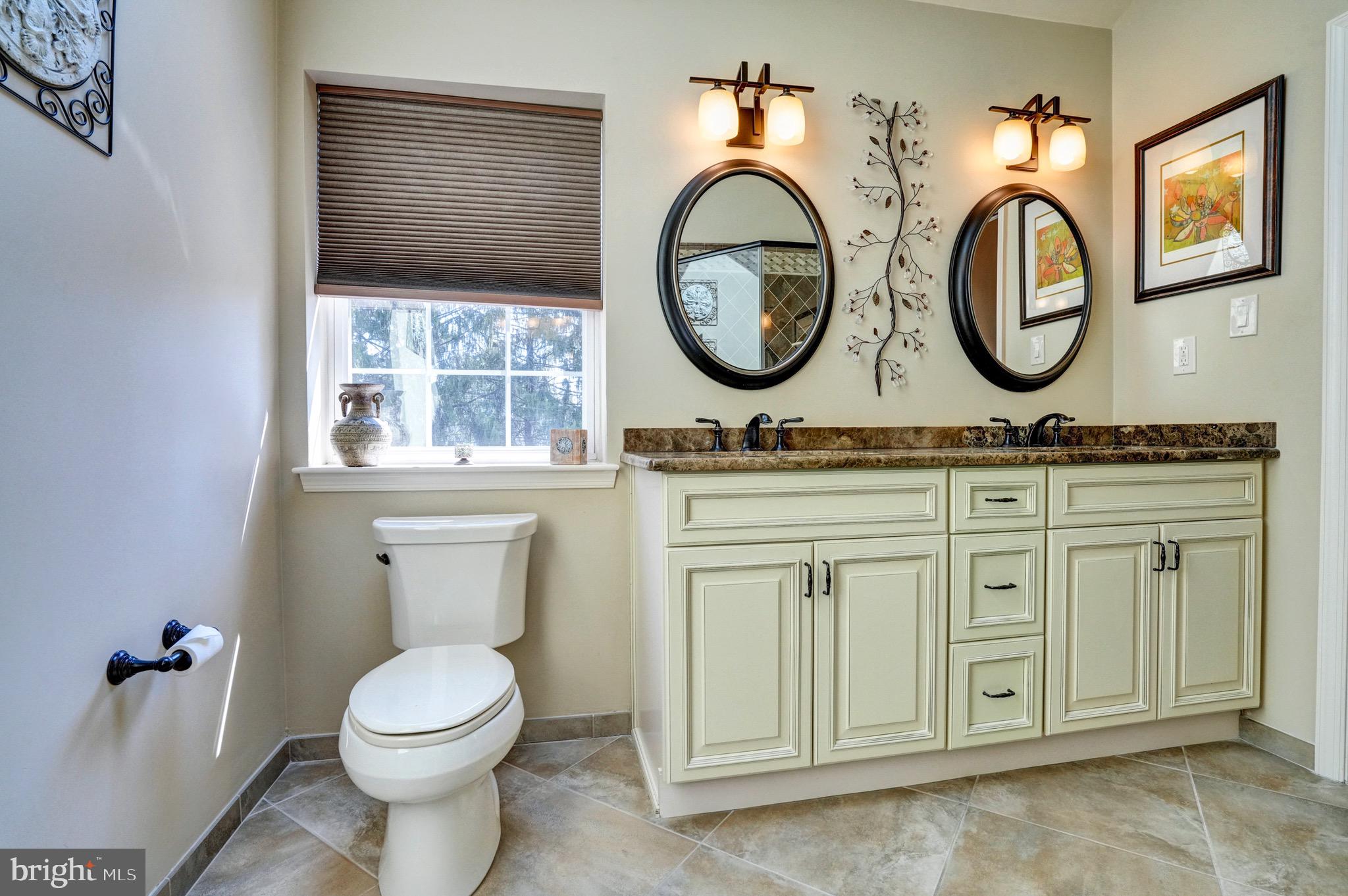 COLLEGEVILLE GLEN - Residential