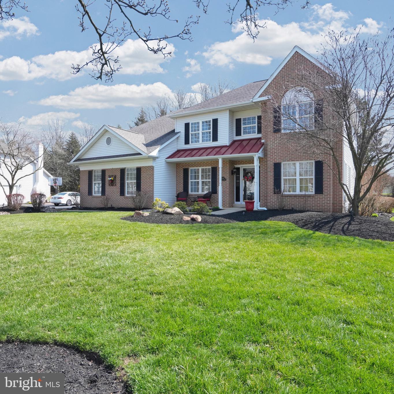 492 SHAKESPEARE DRIVE