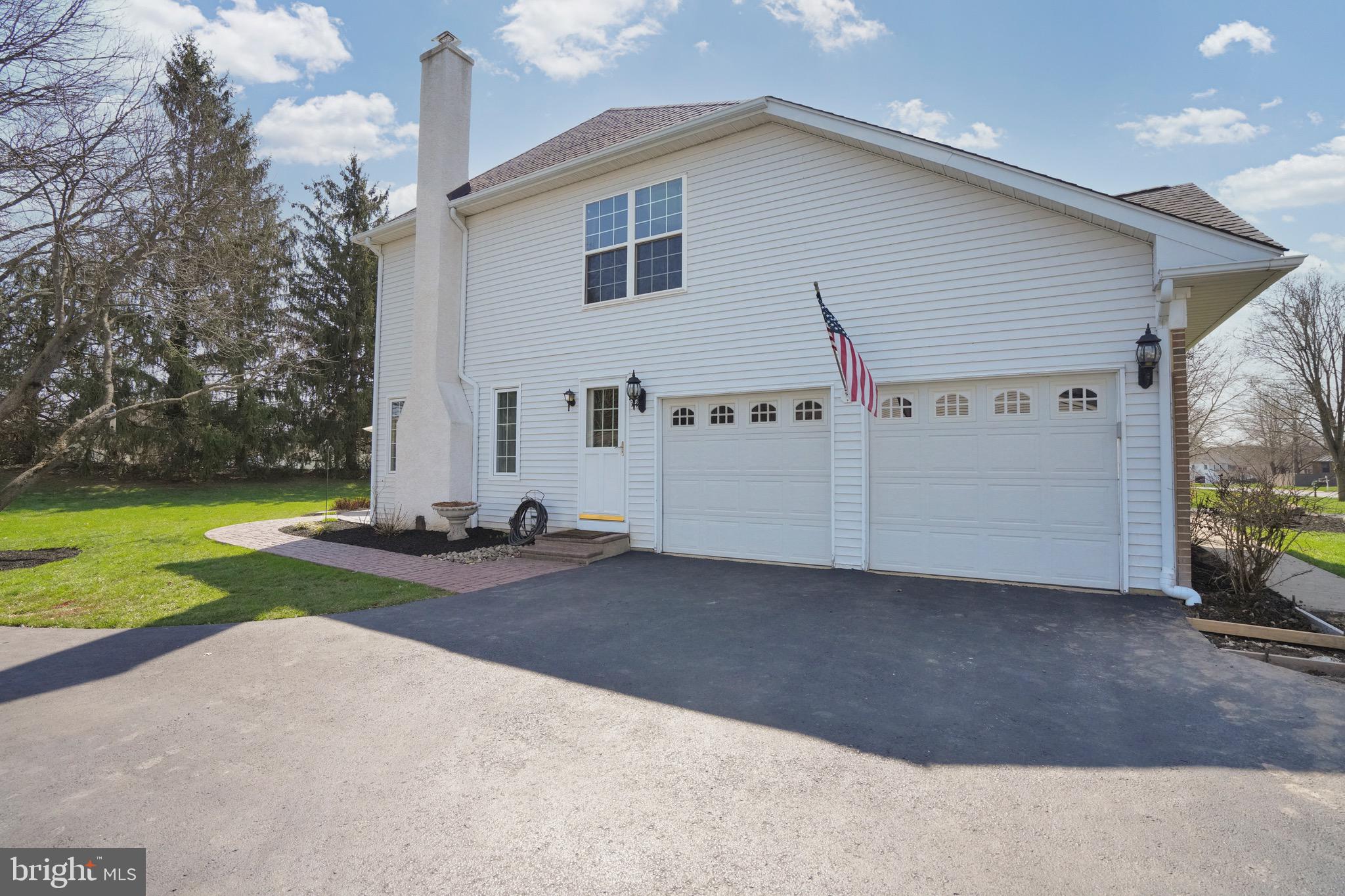 COLLEGEVILLE GLEN - Residential