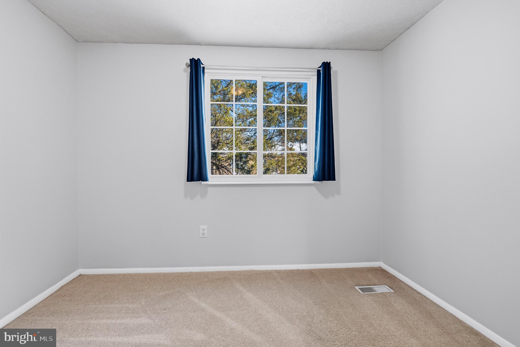 MILL CREEK SOUTH - Residential