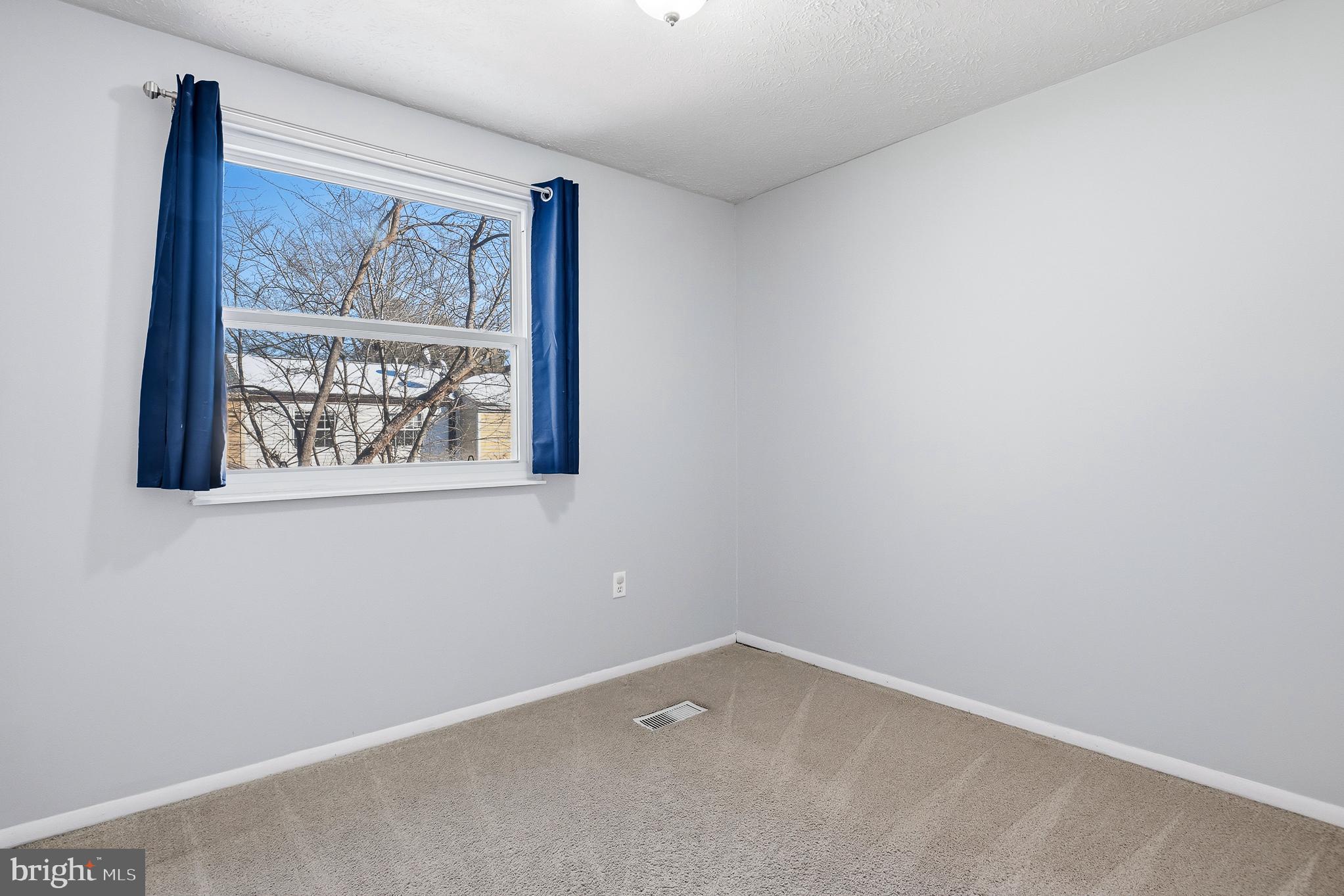 MILL CREEK SOUTH - Residential