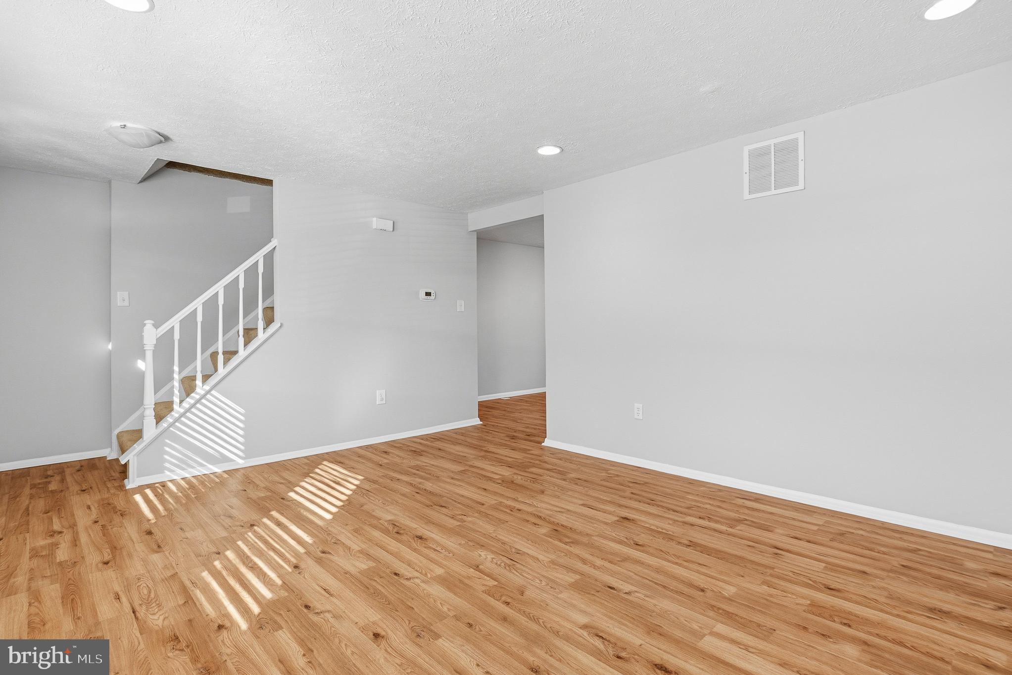 MILL CREEK SOUTH - Residential