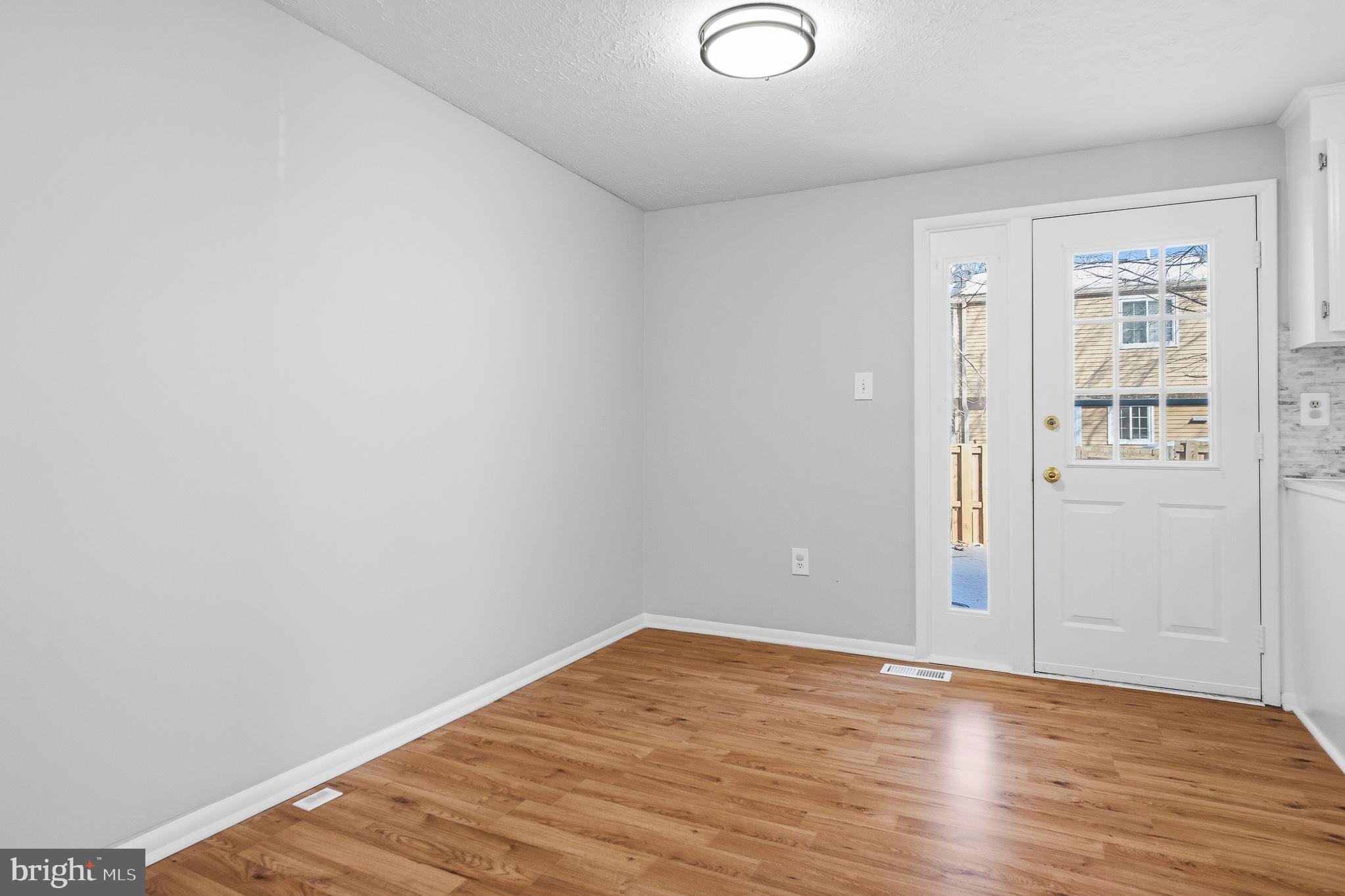 MILL CREEK SOUTH - Residential