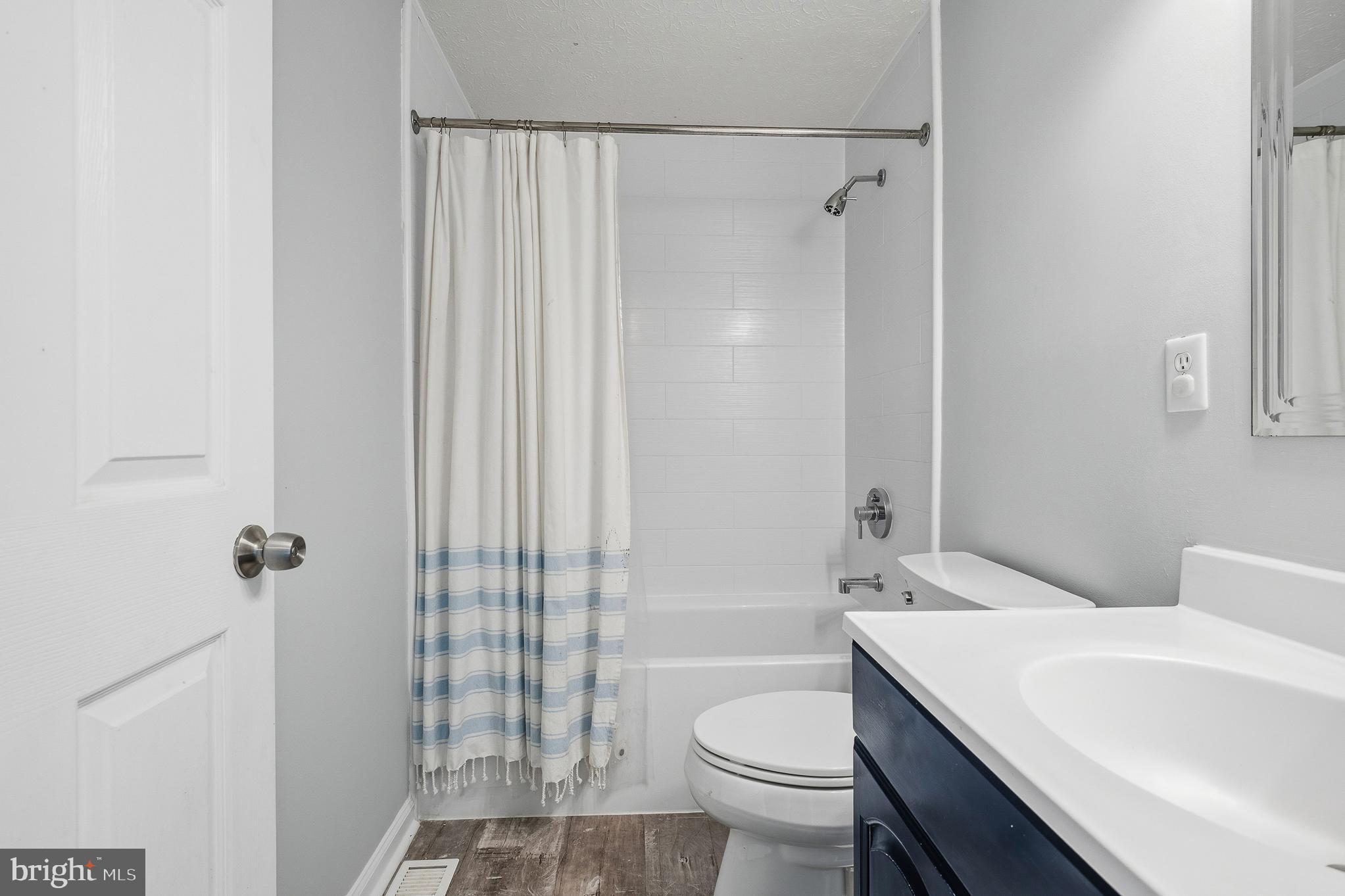 MILL CREEK SOUTH - Residential