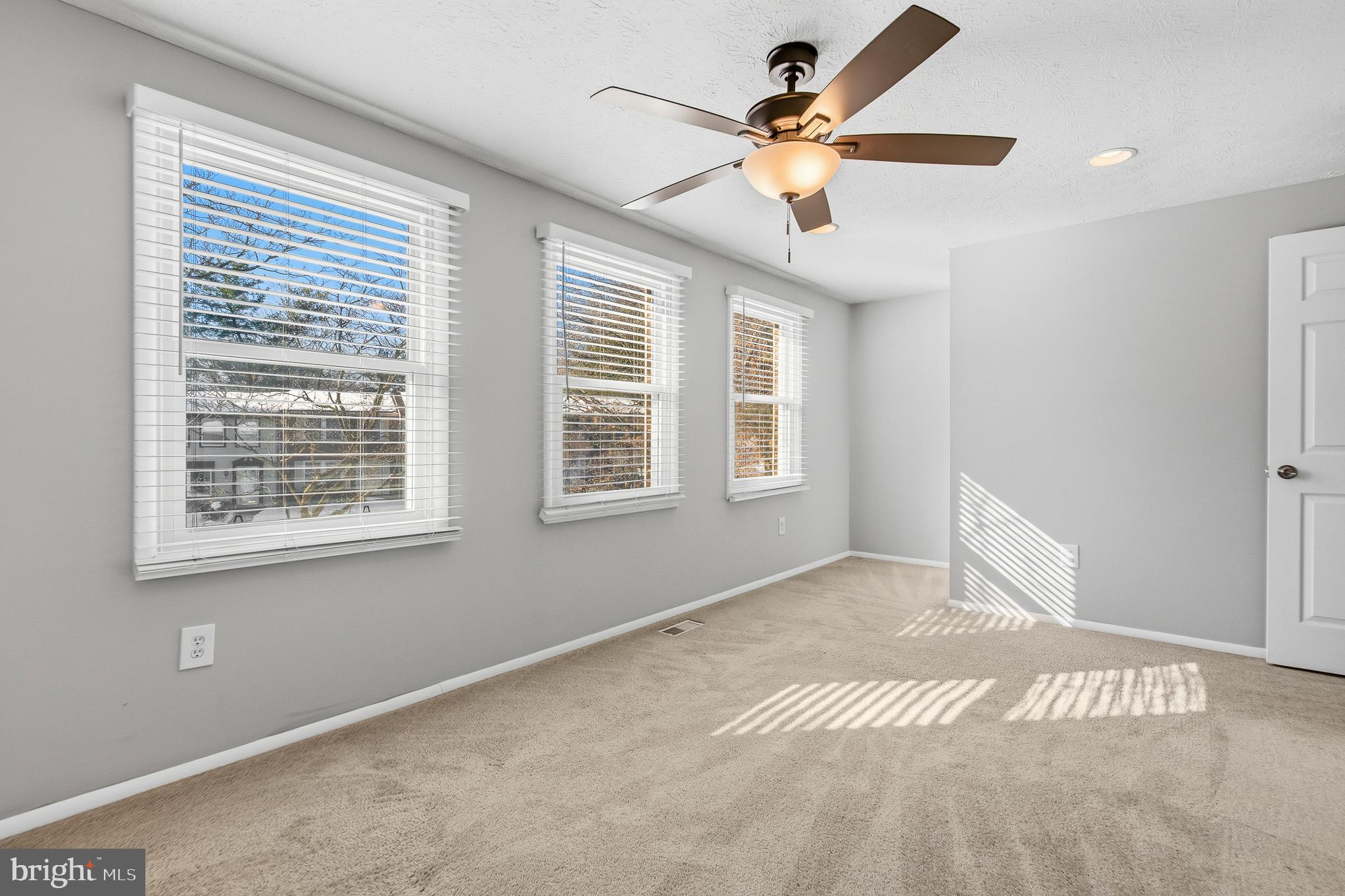 MILL CREEK SOUTH - Residential