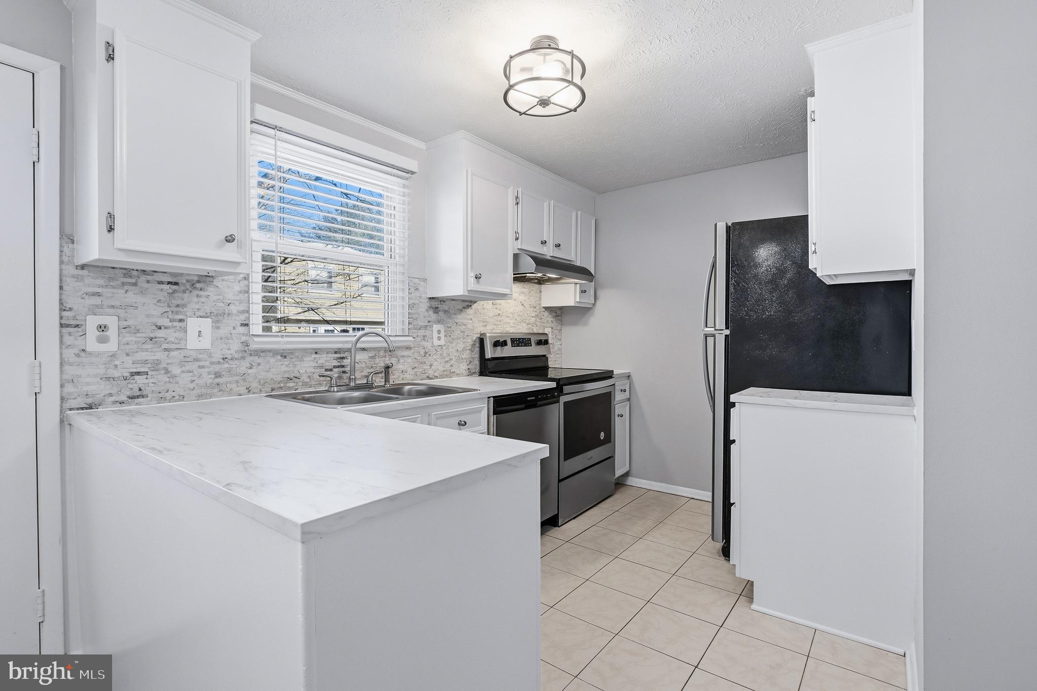 MILL CREEK SOUTH - Residential