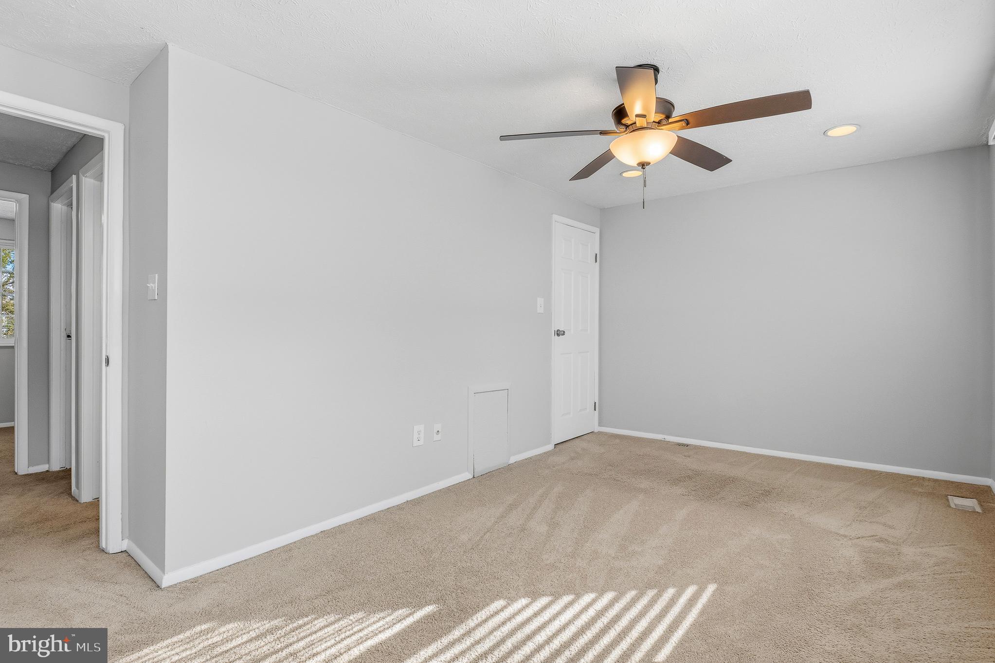 MILL CREEK SOUTH - Residential