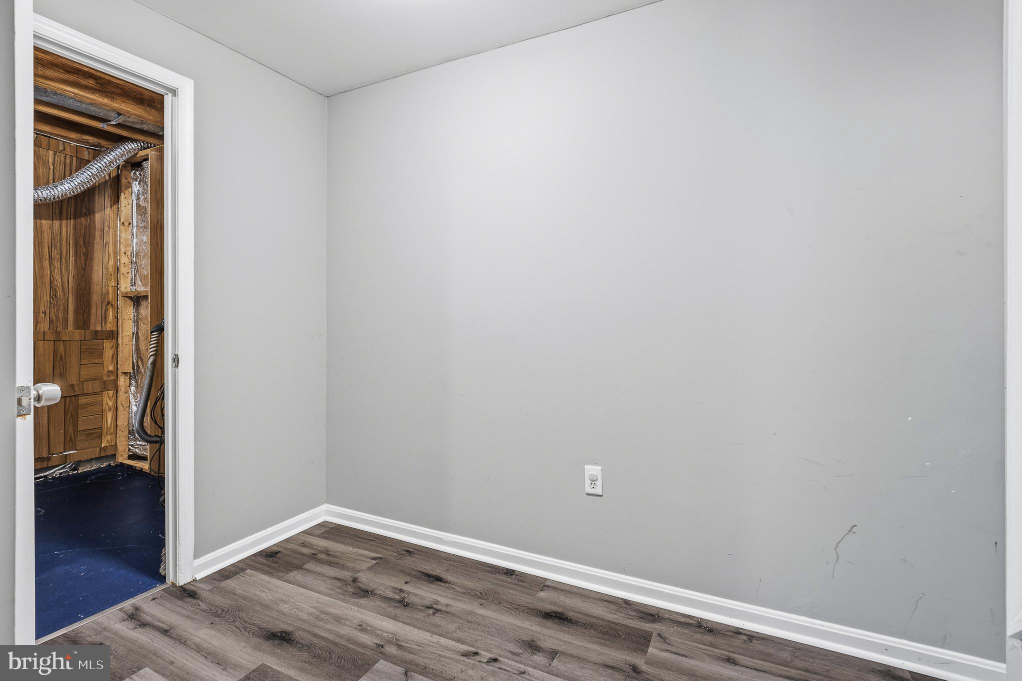 MILL CREEK SOUTH - Residential