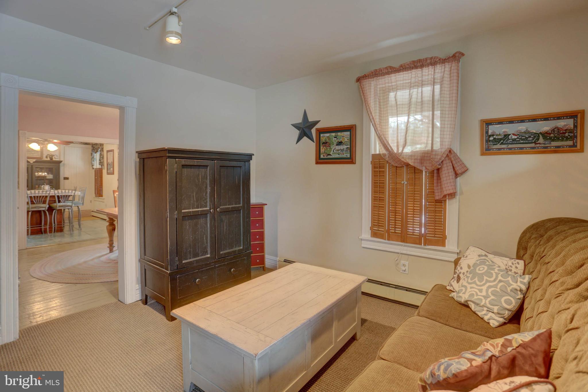 EAST HEMPFIELD TWP - Residential
