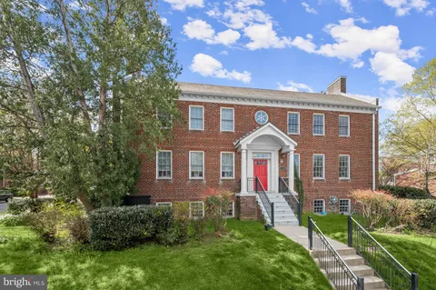 MLS: DCDC2194466