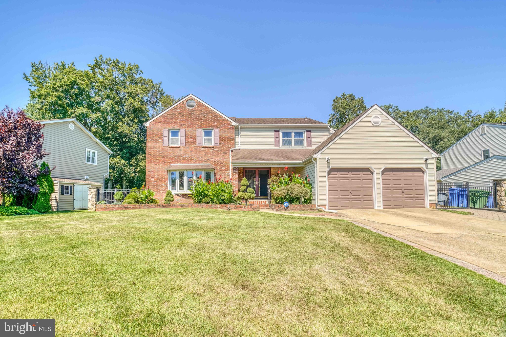 10 LAKEVIEW DRIVE