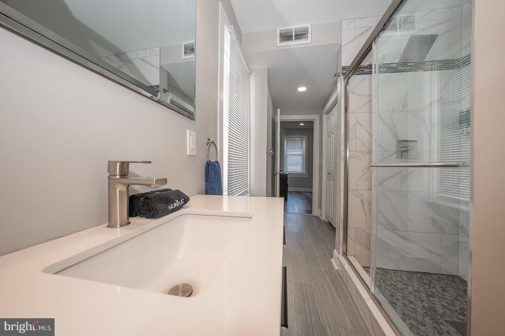 ART MUSEUM AREA - Residential