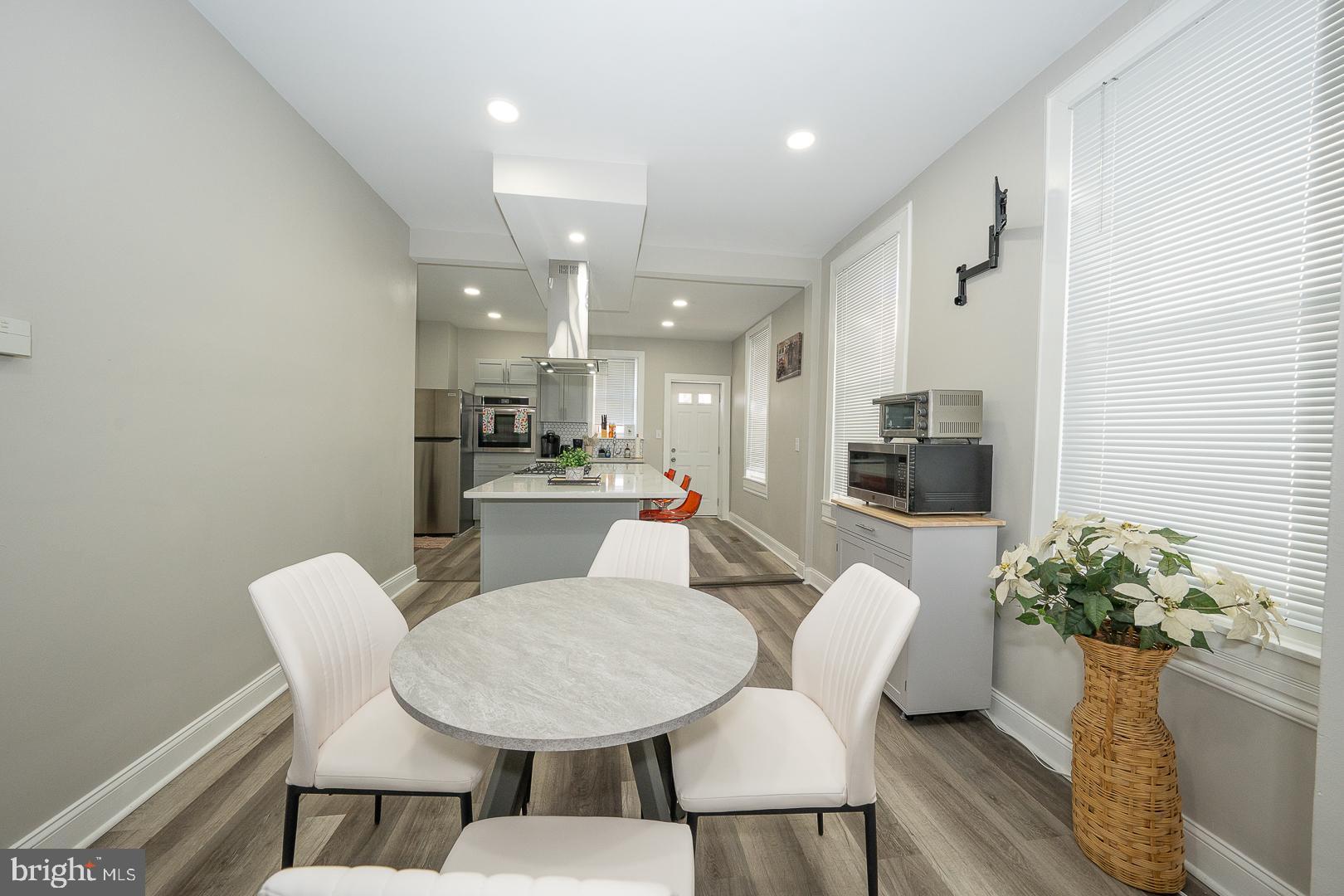ART MUSEUM AREA - Residential