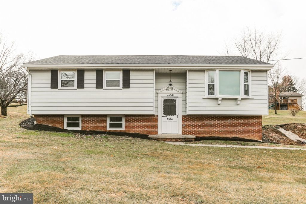 Photo of 1554 LOCUST GROVE RD, MANHEIM, PA 17545 (MLS # PALA2031554)