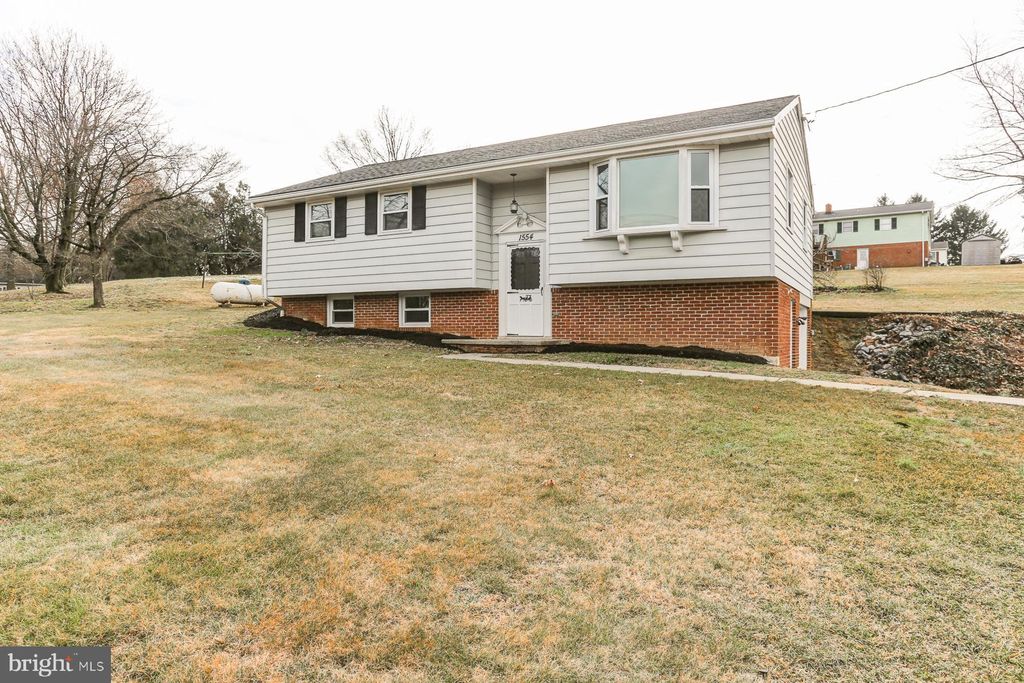 Photo of 1554 LOCUST GROVE RD, MANHEIM, PA 17545 (MLS # PALA2031554)