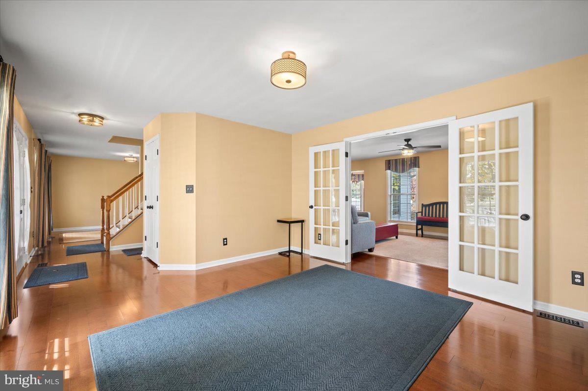 CARRIAGE PARK - Residential