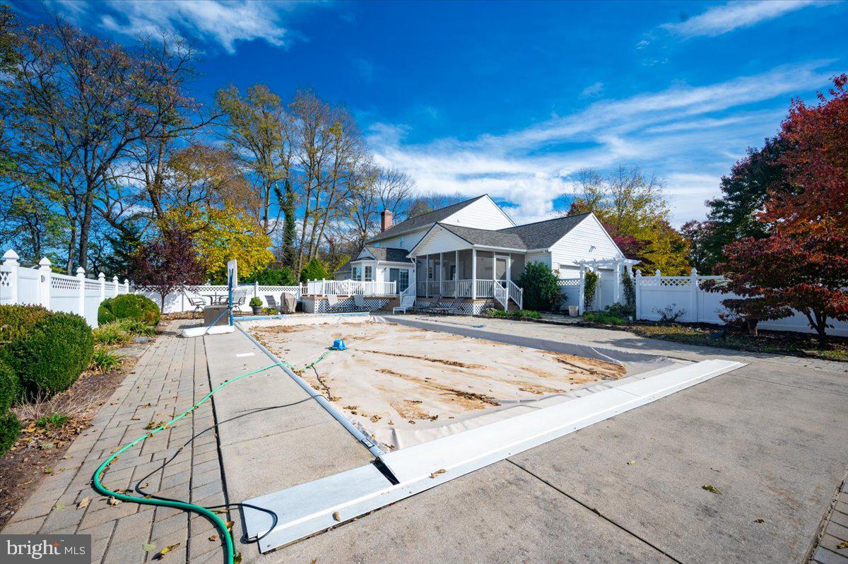 CARRIAGE PARK - Residential