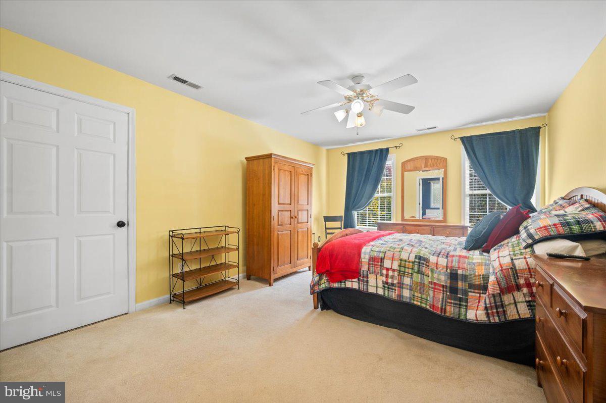 CARRIAGE PARK - Residential