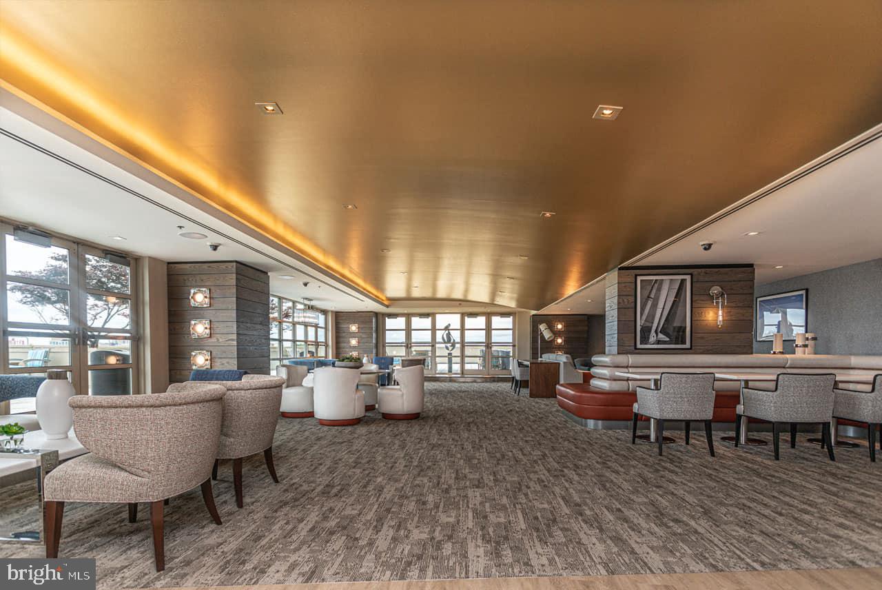 DOCKSIDE CONDOMINIUM - Residential