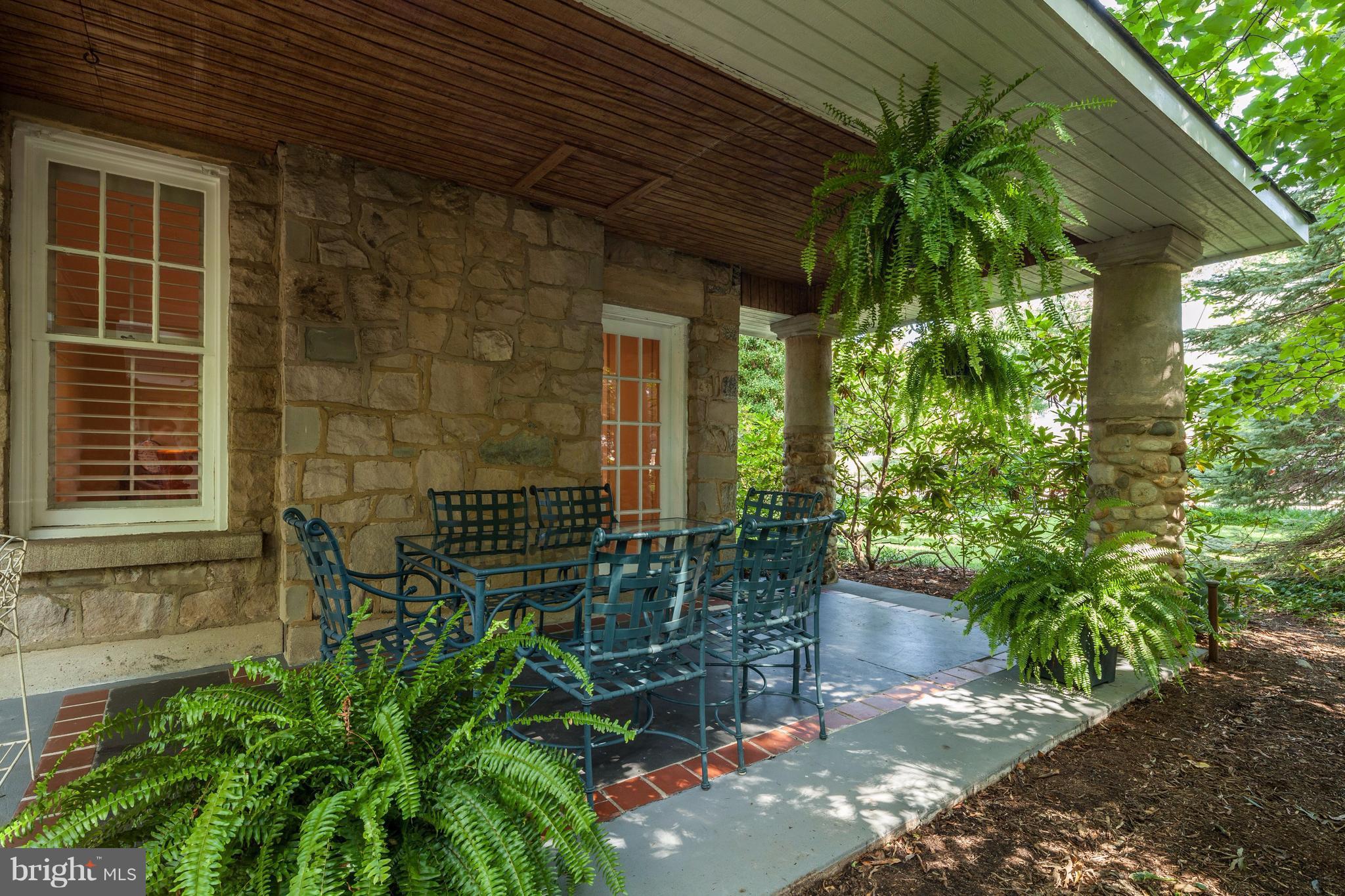 MURRAY HILL - Residential