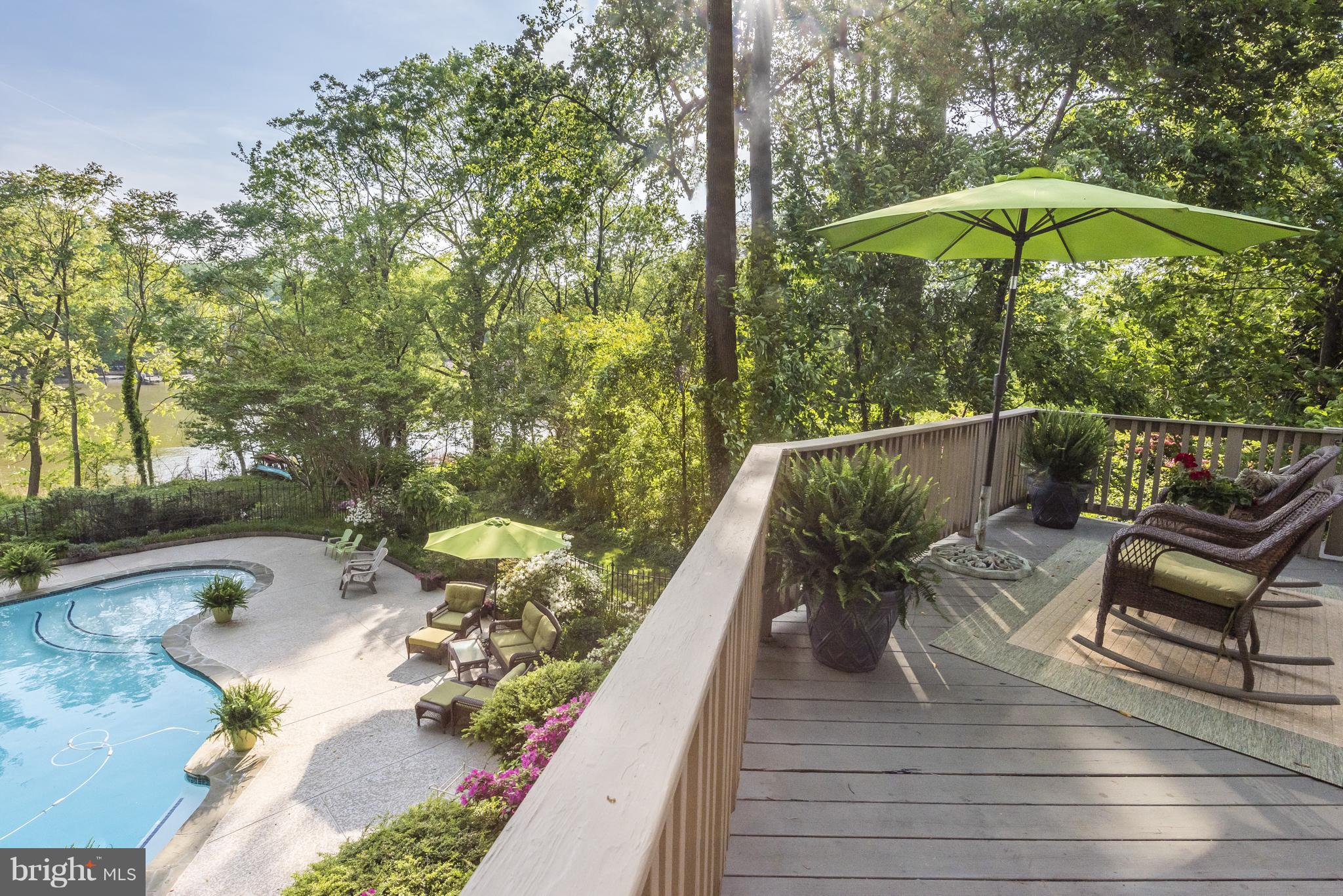 MURRAY HILL - Residential