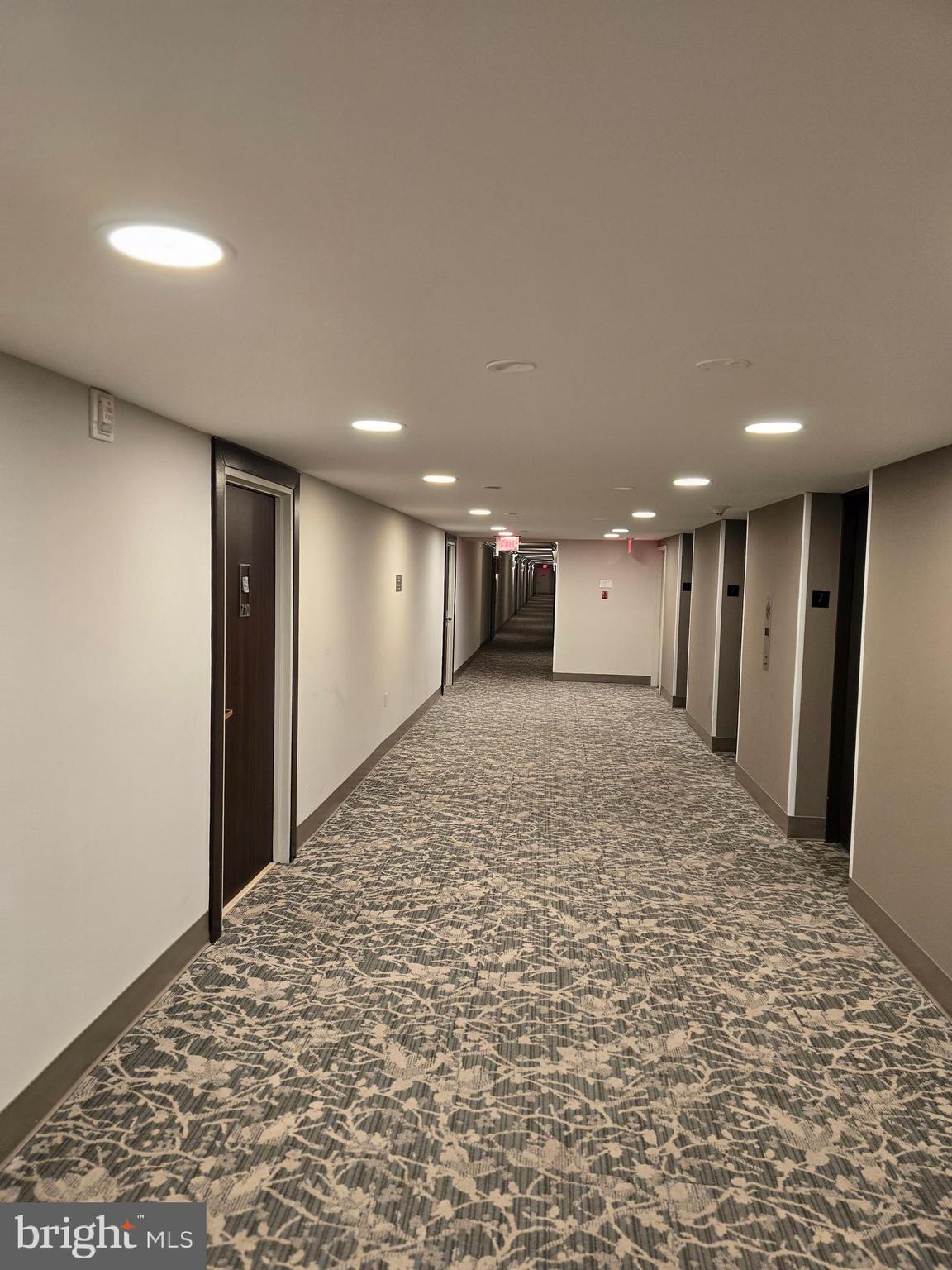 IDYLWOOD TOWERS CONDO - Residential