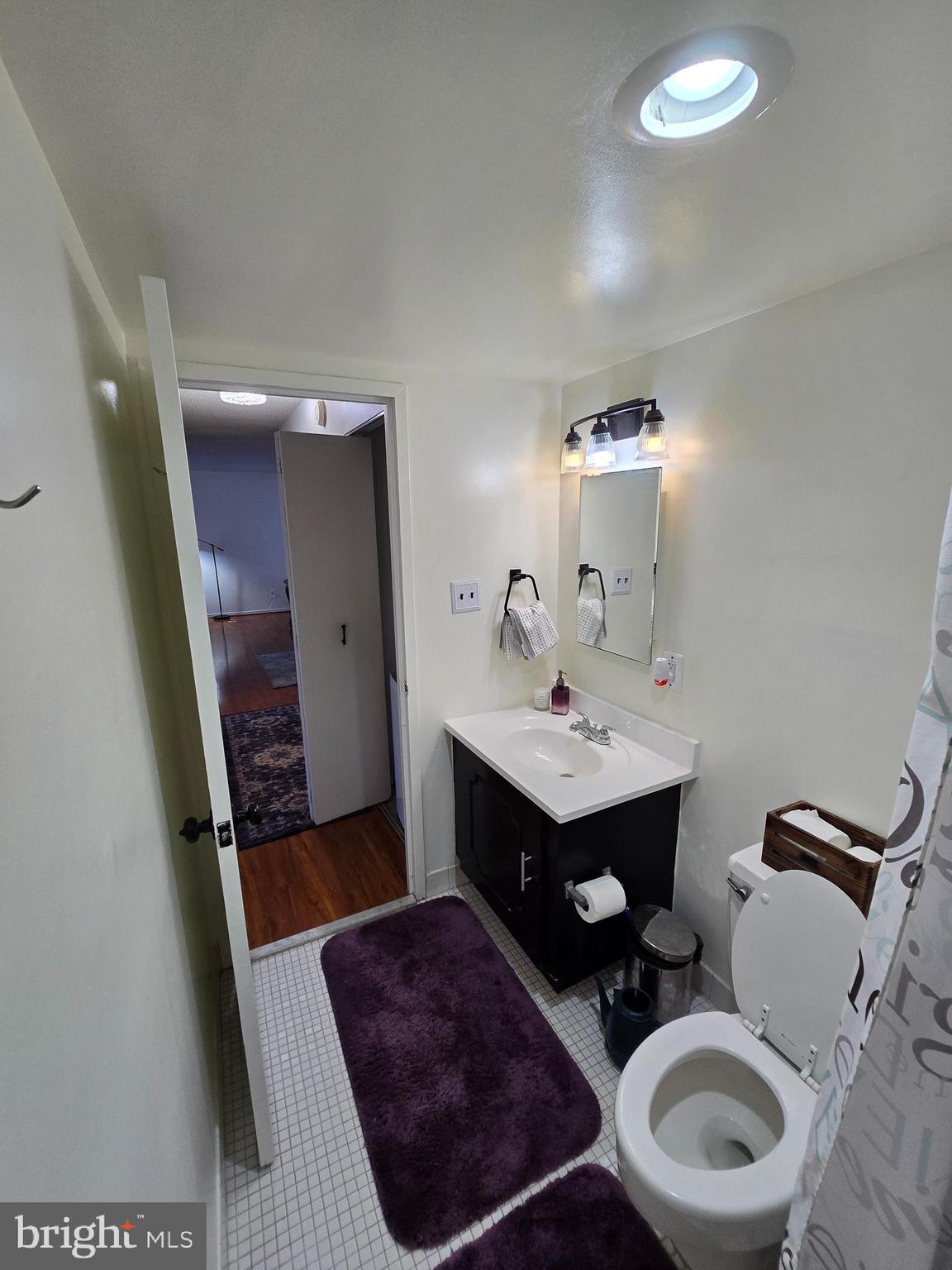 IDYLWOOD TOWERS CONDO - Residential