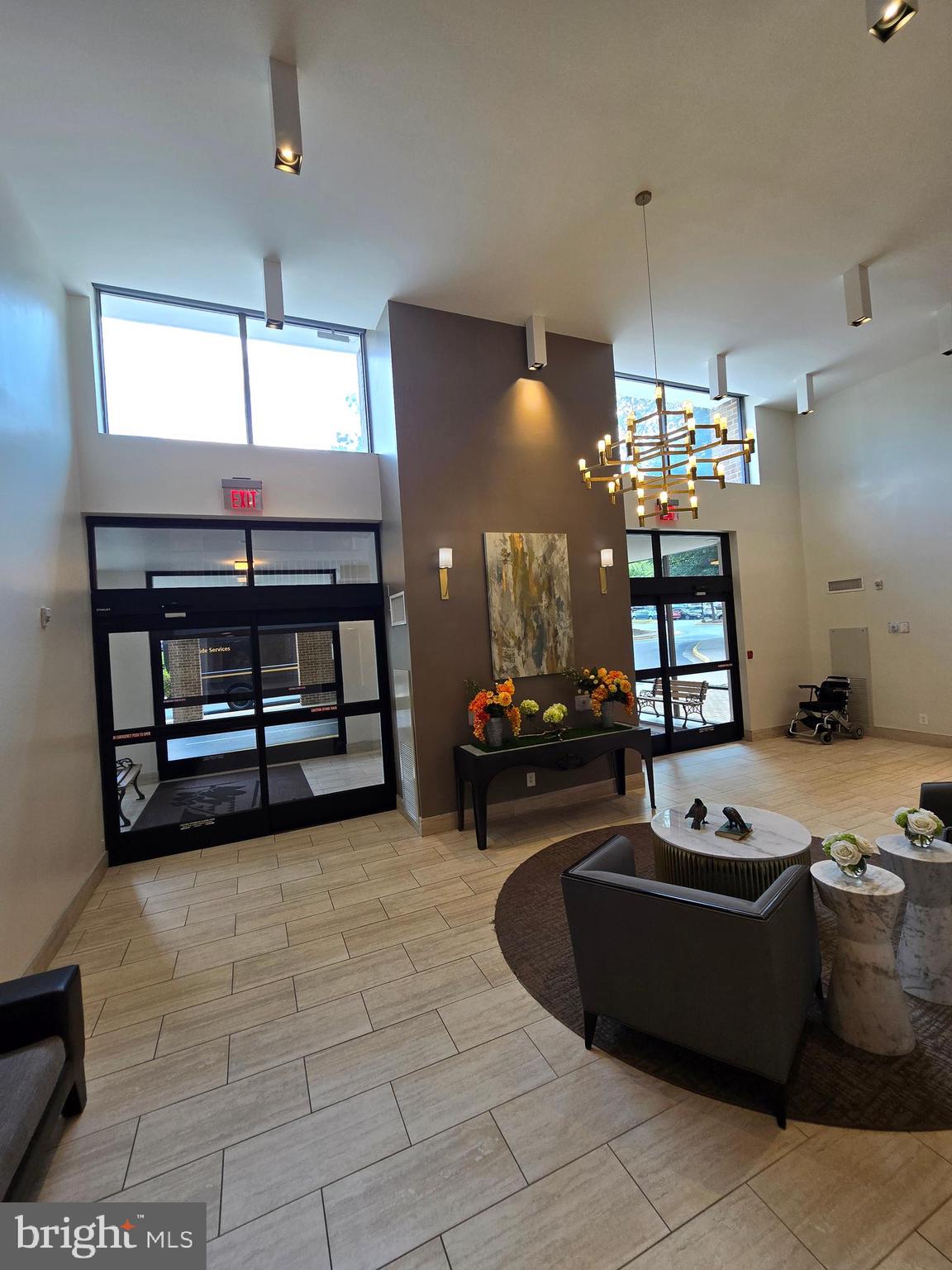 IDYLWOOD TOWERS CONDO - Residential