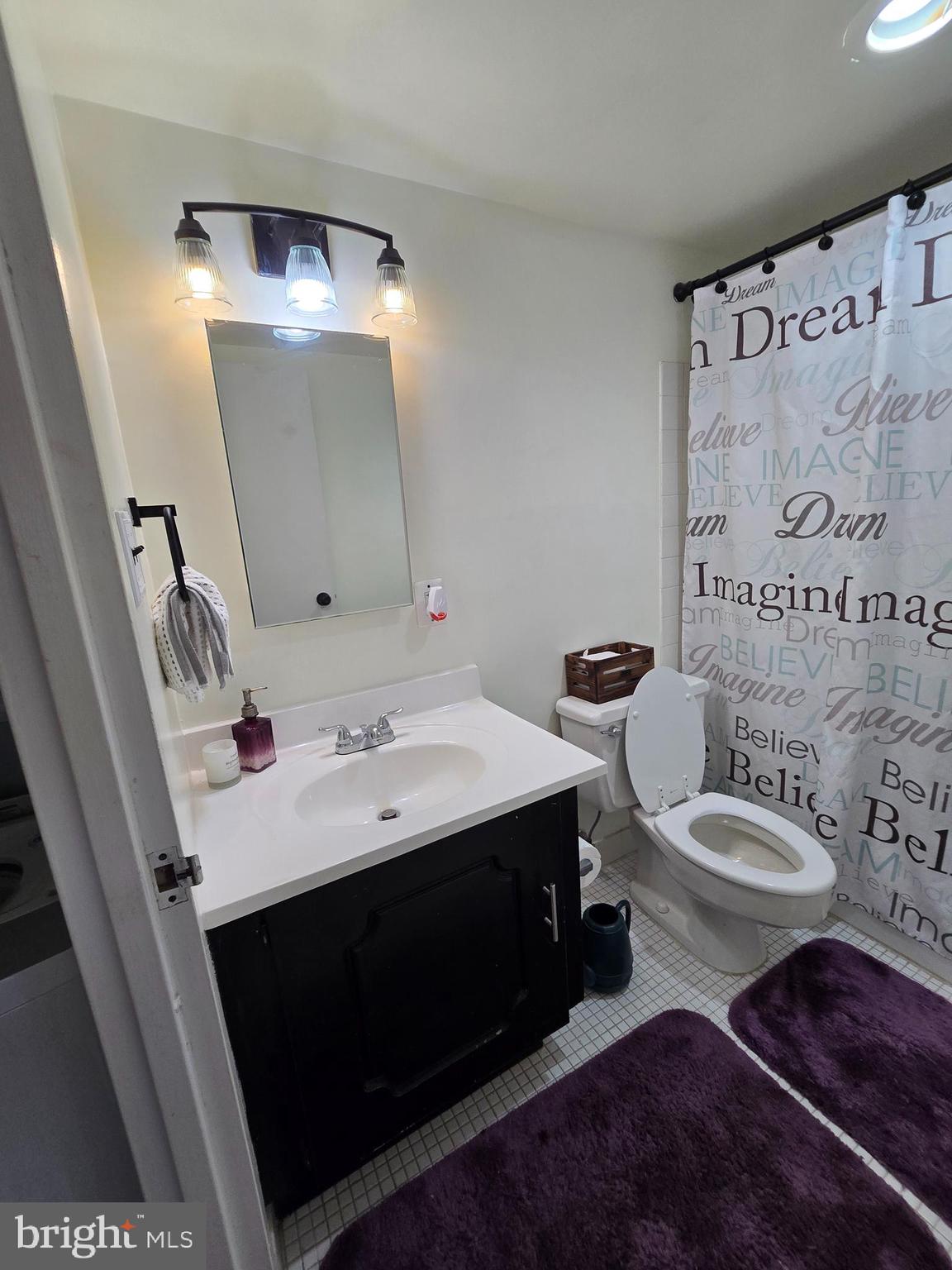 IDYLWOOD TOWERS CONDO - Residential