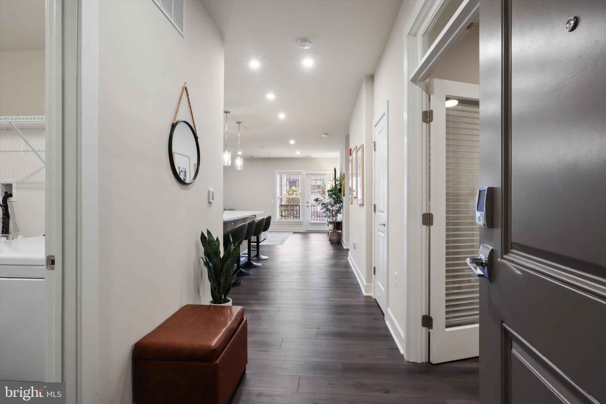 106 SAINT IVES PLACE 104