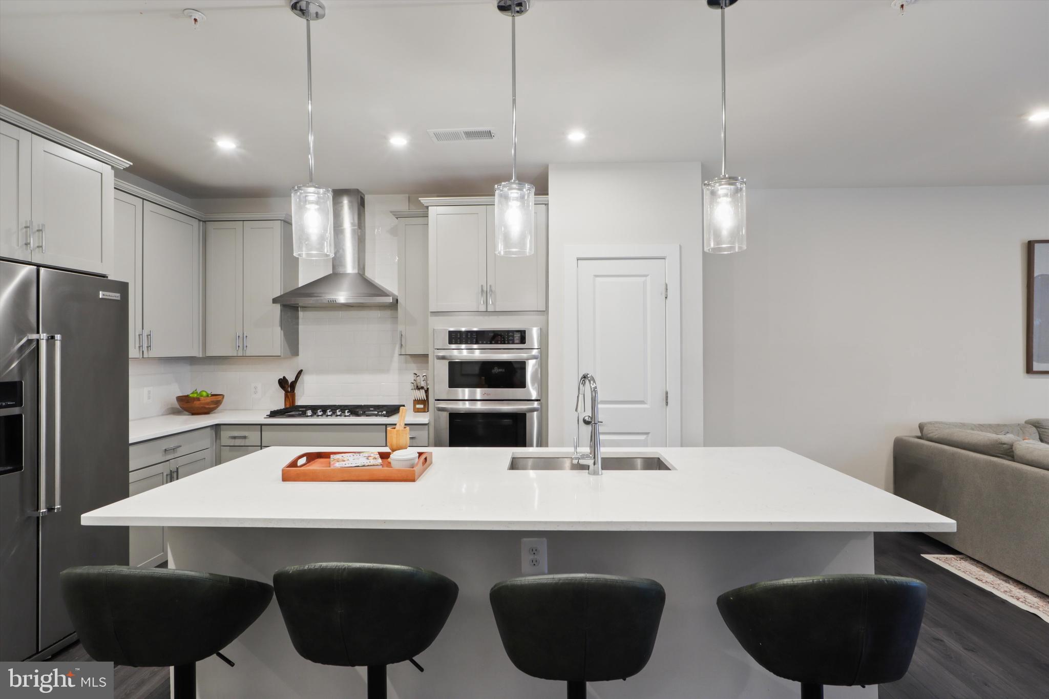 THE FLATS AT NATIONAL HARBOR - Residential