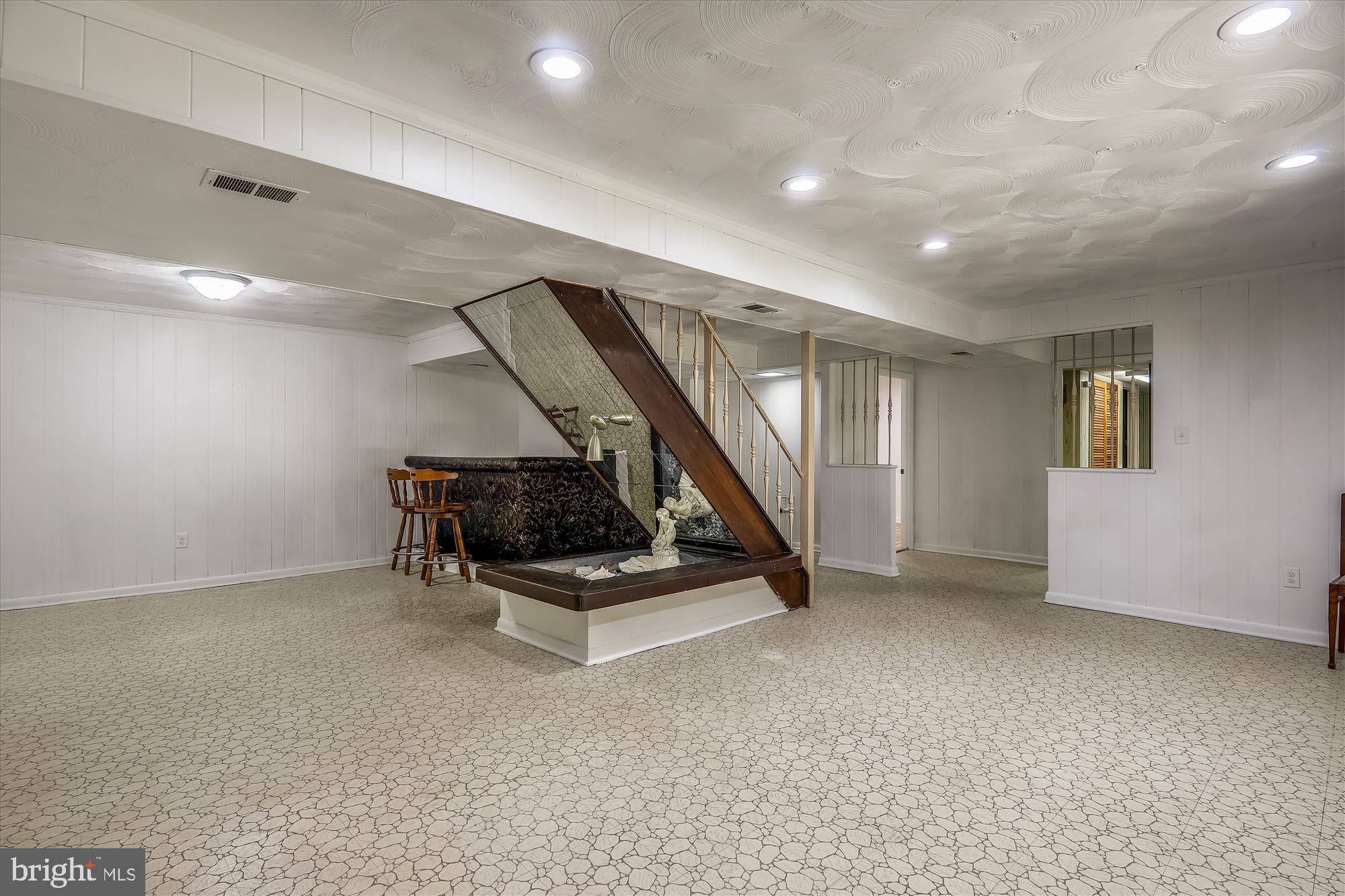 OAKLAWN - Residential