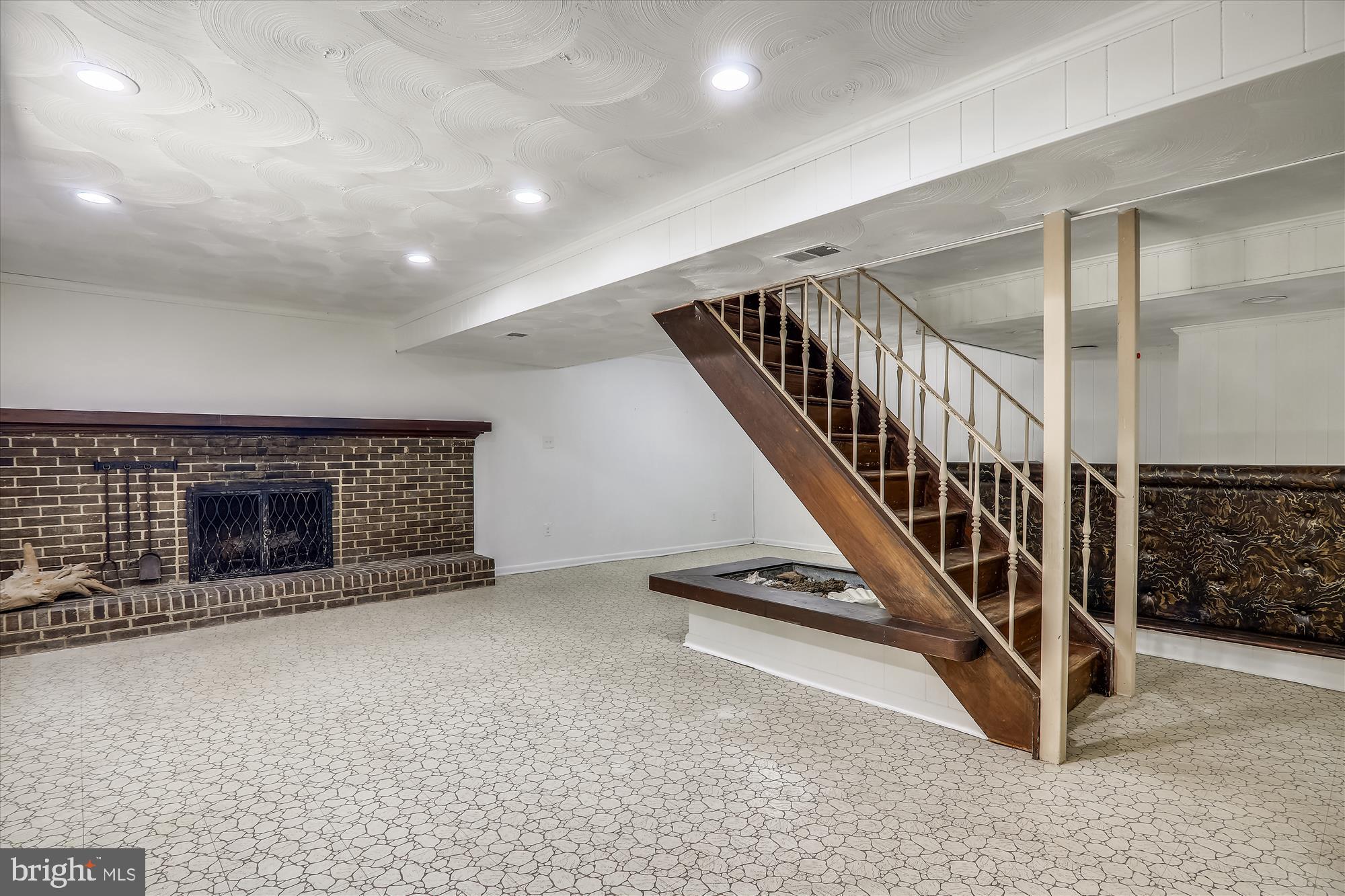 OAKLAWN - Residential