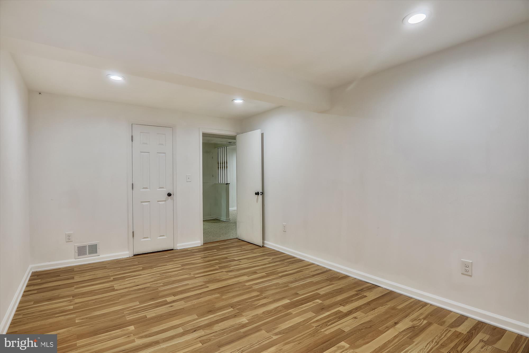 OAKLAWN - Residential