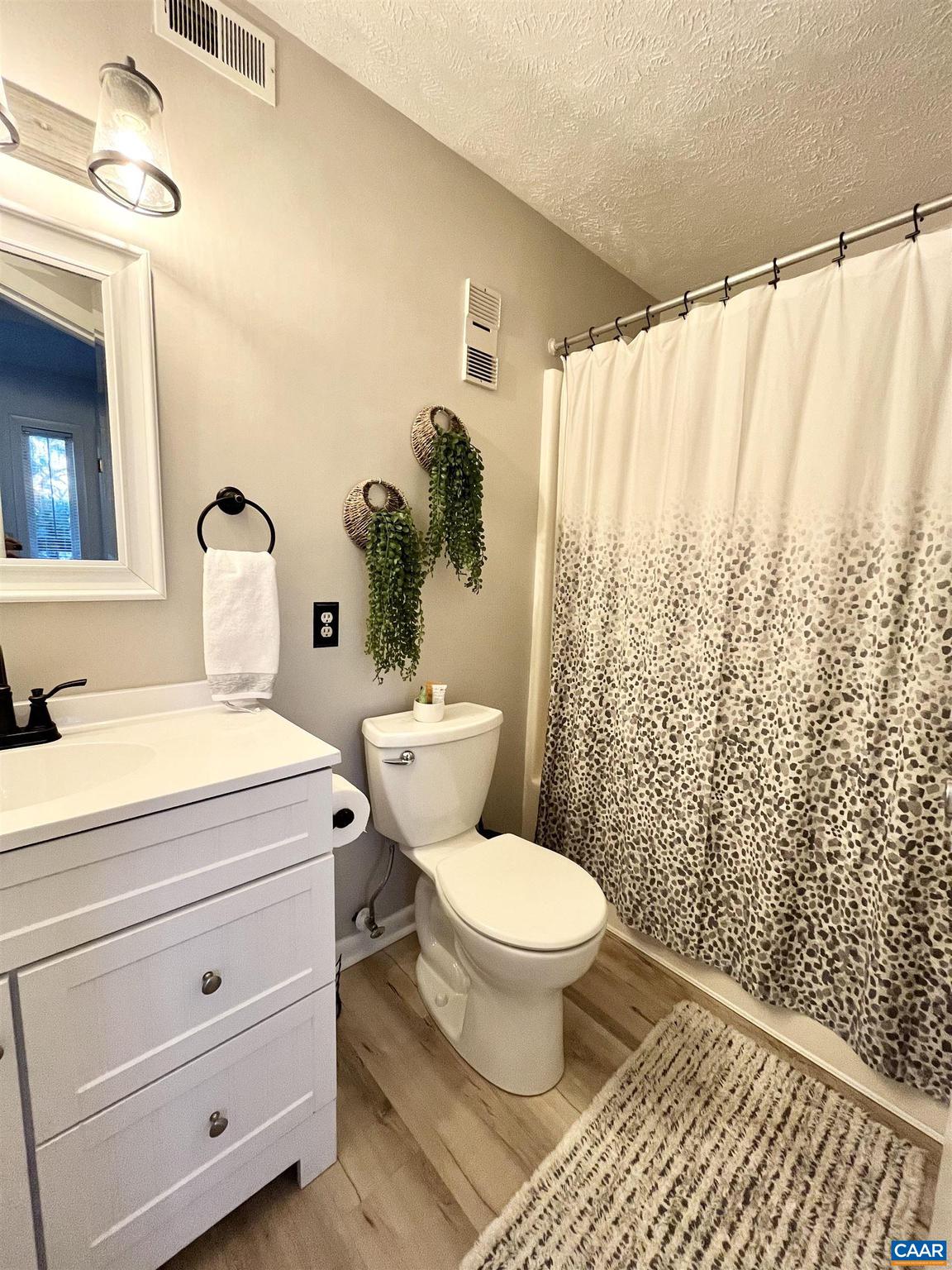 WINTERGREEN RESORT - Residential