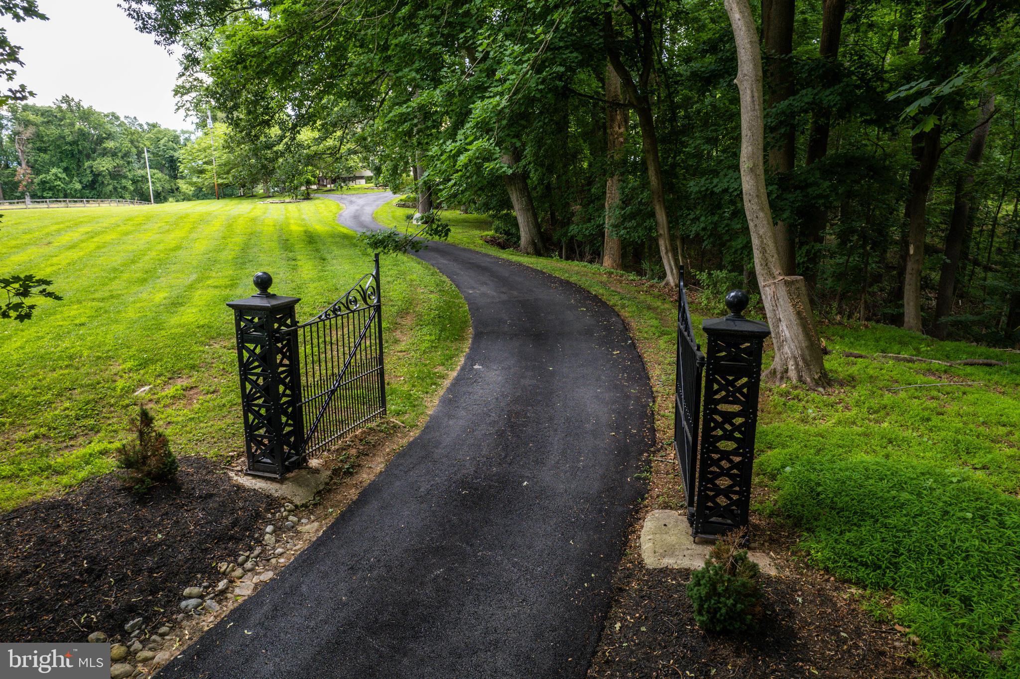 GLENCOE - Residential