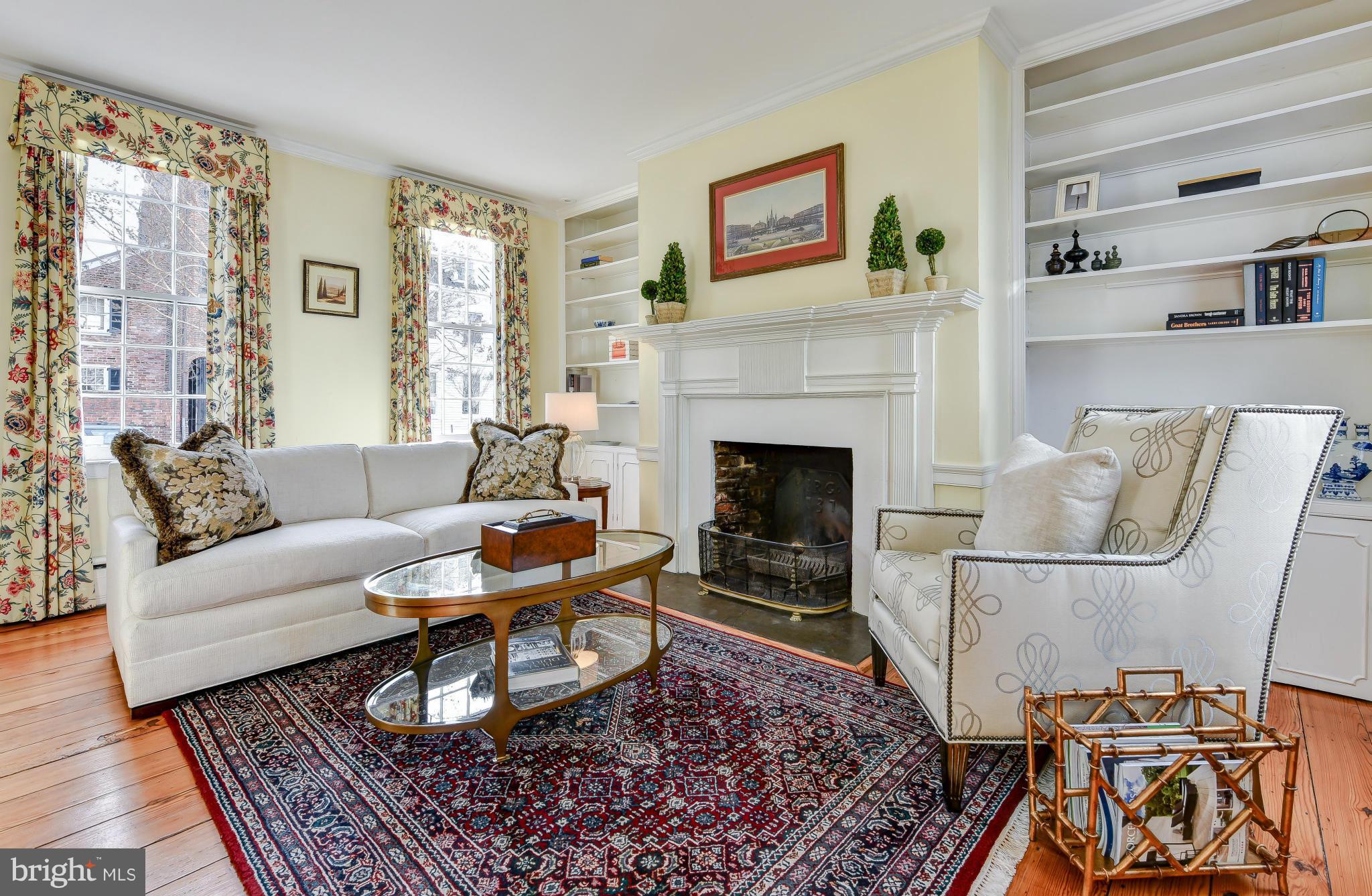 OLD TOWN ALEXANDRIA - Residential