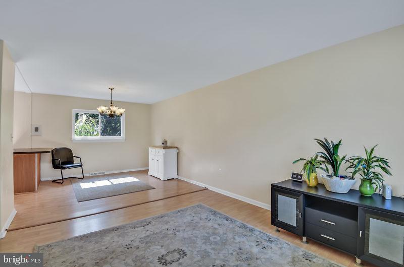 CARROLL SQUARE - Residential