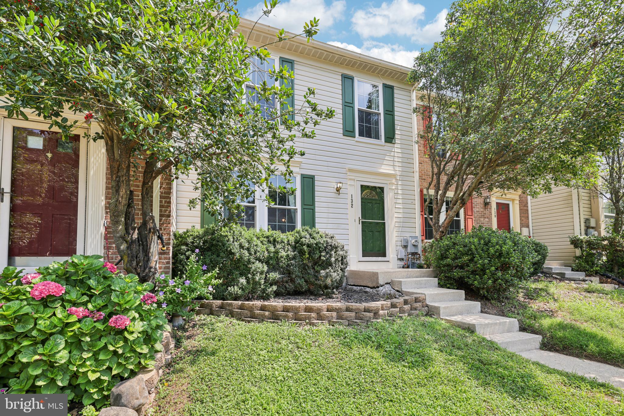 132 FOXCHASE DRIVE
