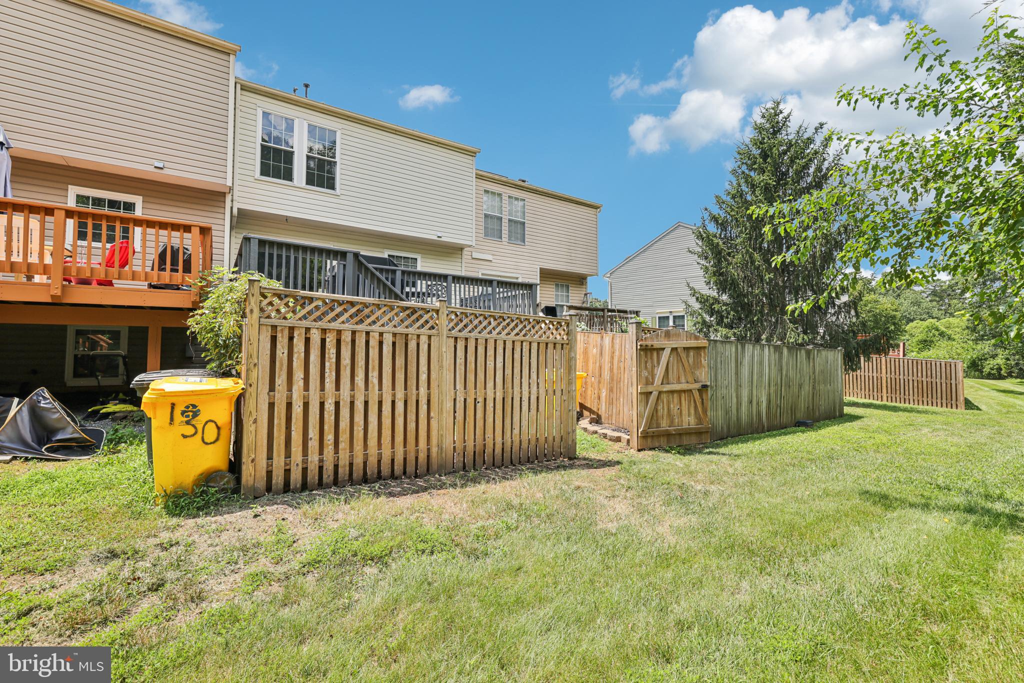 FOX CHASE - Residential