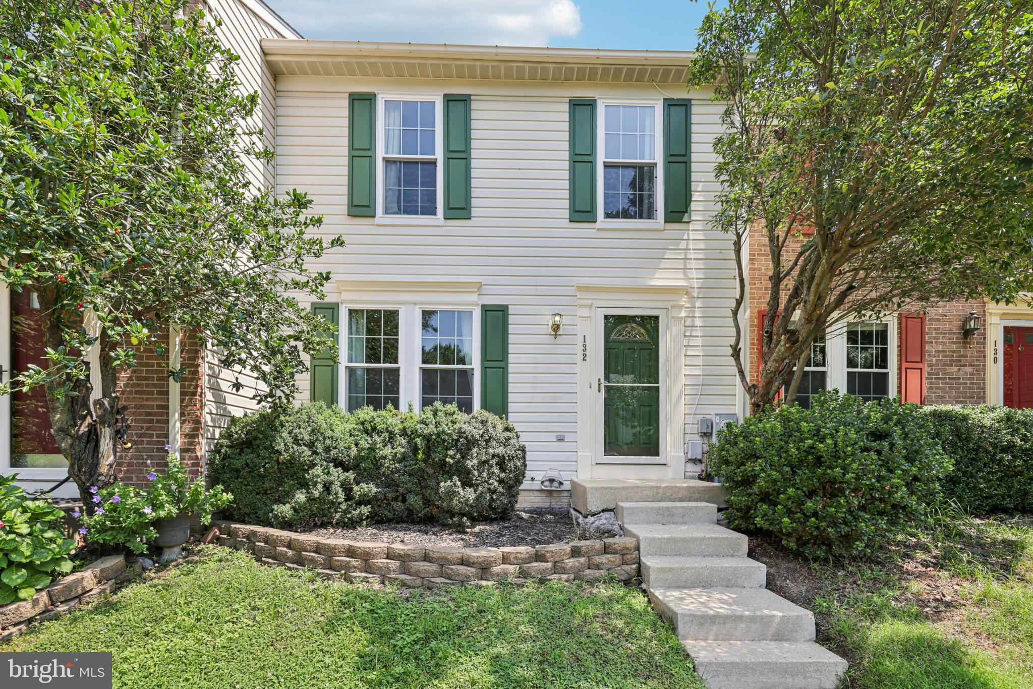 132 FOXCHASE DRIVE