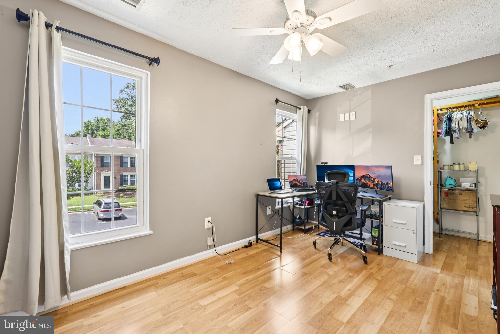 FOX CHASE - Residential