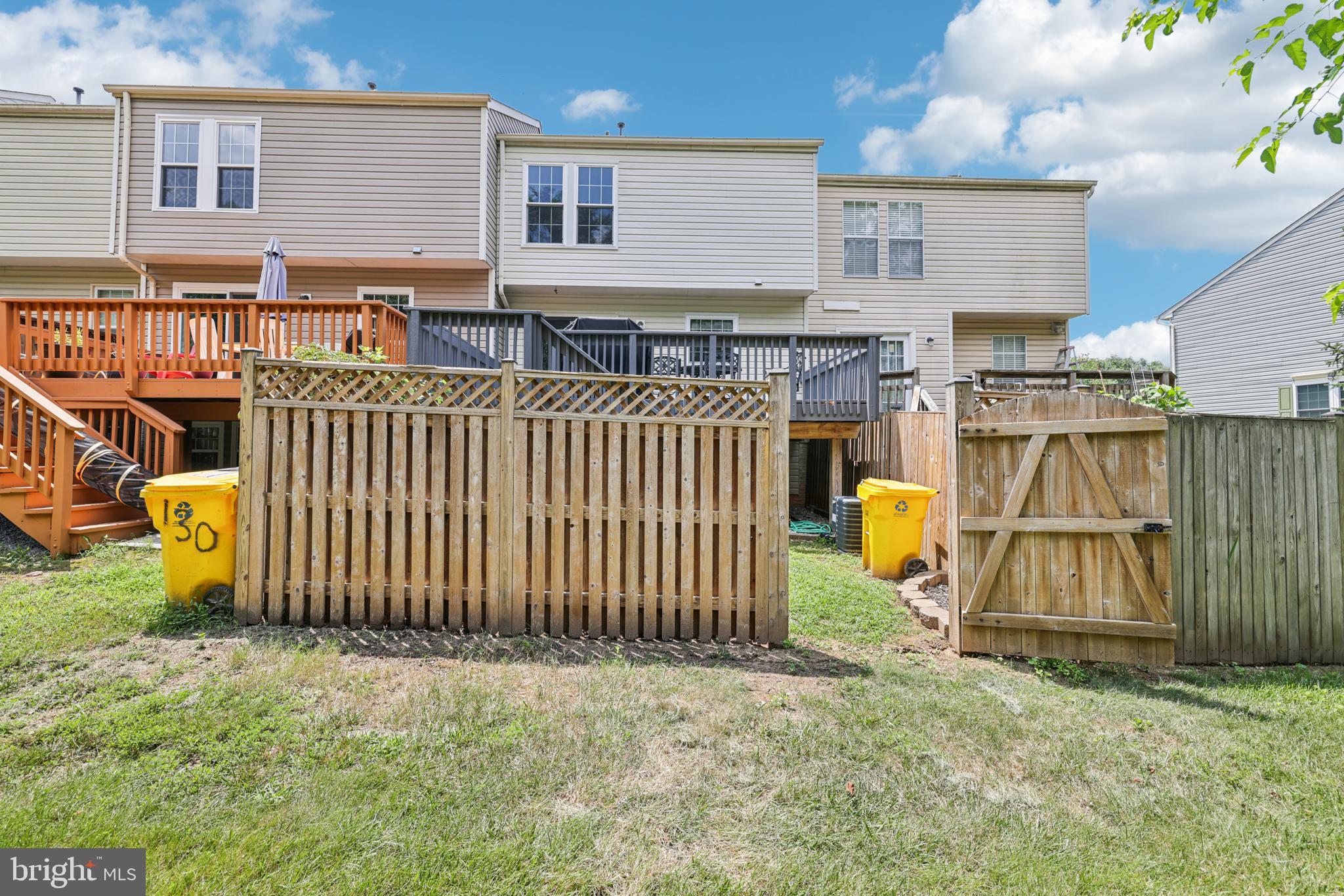 FOX CHASE - Residential