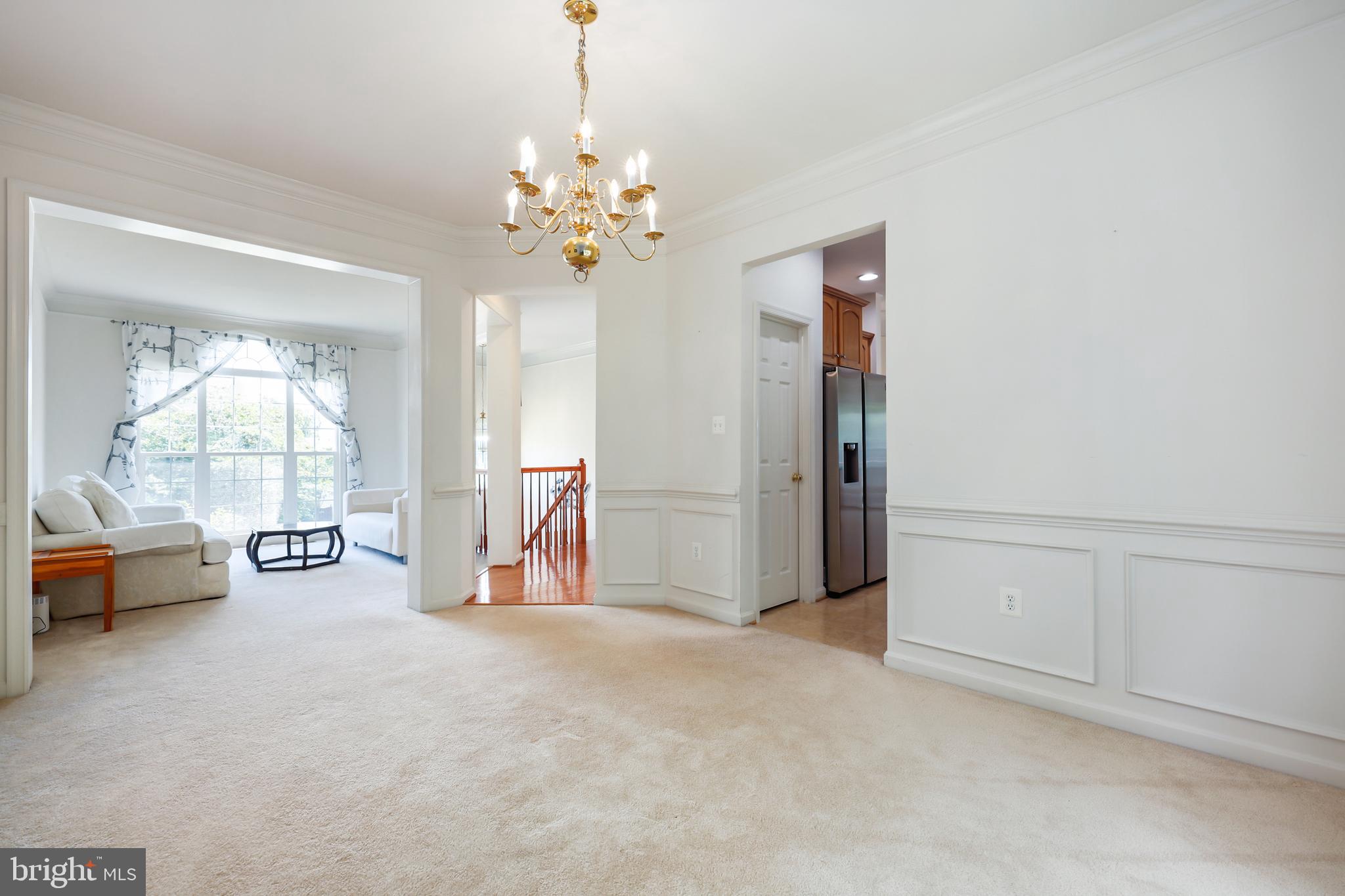 BROAD RUN OAKS - Residential