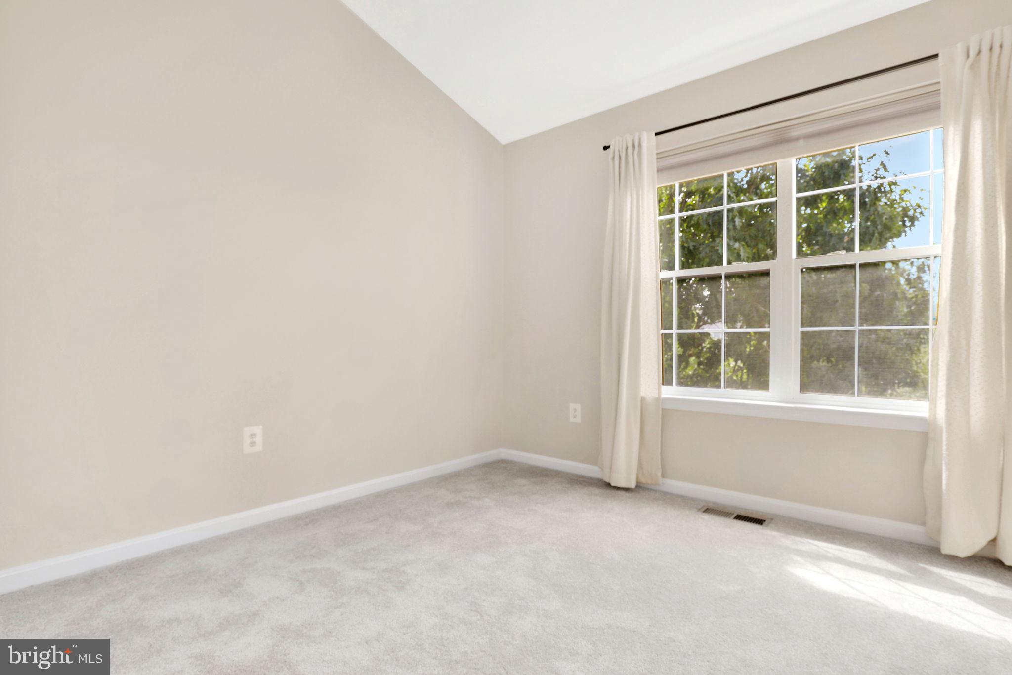 MILESTONE TOWNHOUSES - Residential