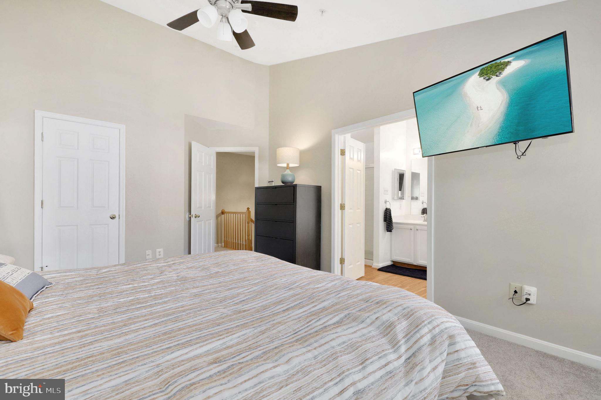 MILESTONE TOWNHOUSES - Residential